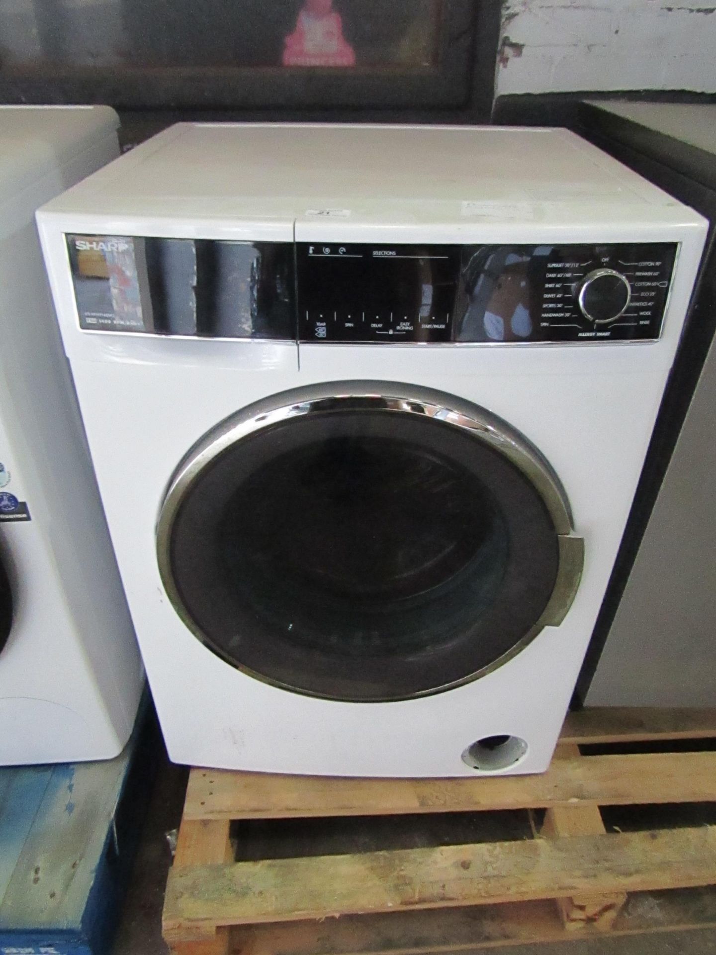 Sharp ES-HFH9148W3 9KG washjing machine, powers on and spins but not connected to water or tested