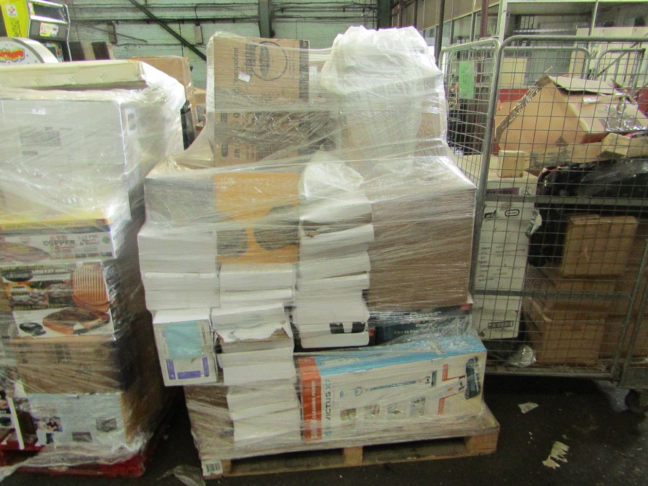 Bulk, Boxes and Pallet lots of Household electricals from 2 large National retailer