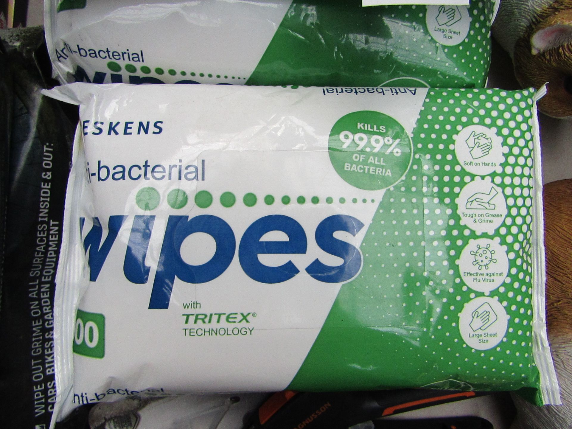 Eskens - Anti-Bacterial Wipes (100 Wipes) - Unused.