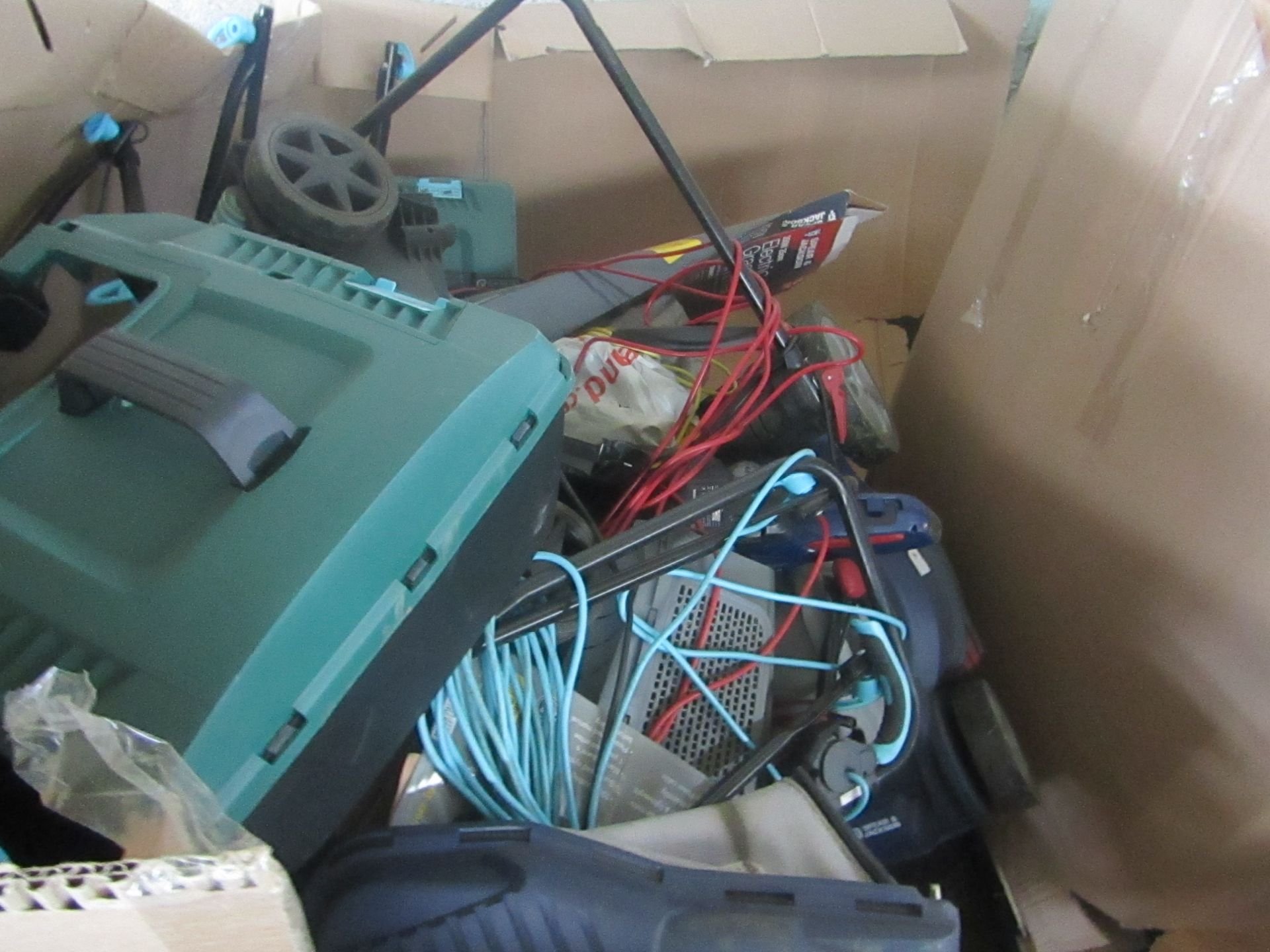 | 1X | PALLET OF FAULTY / MISSING PARTS / DAMAGED RAW CUSTOMER RETURNS ELECTRIC GARDEN POWER