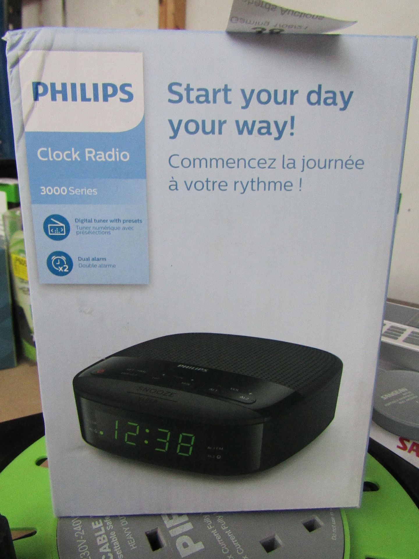 1x Phillips Clock Radio 3000 series - Untested & Boxed -