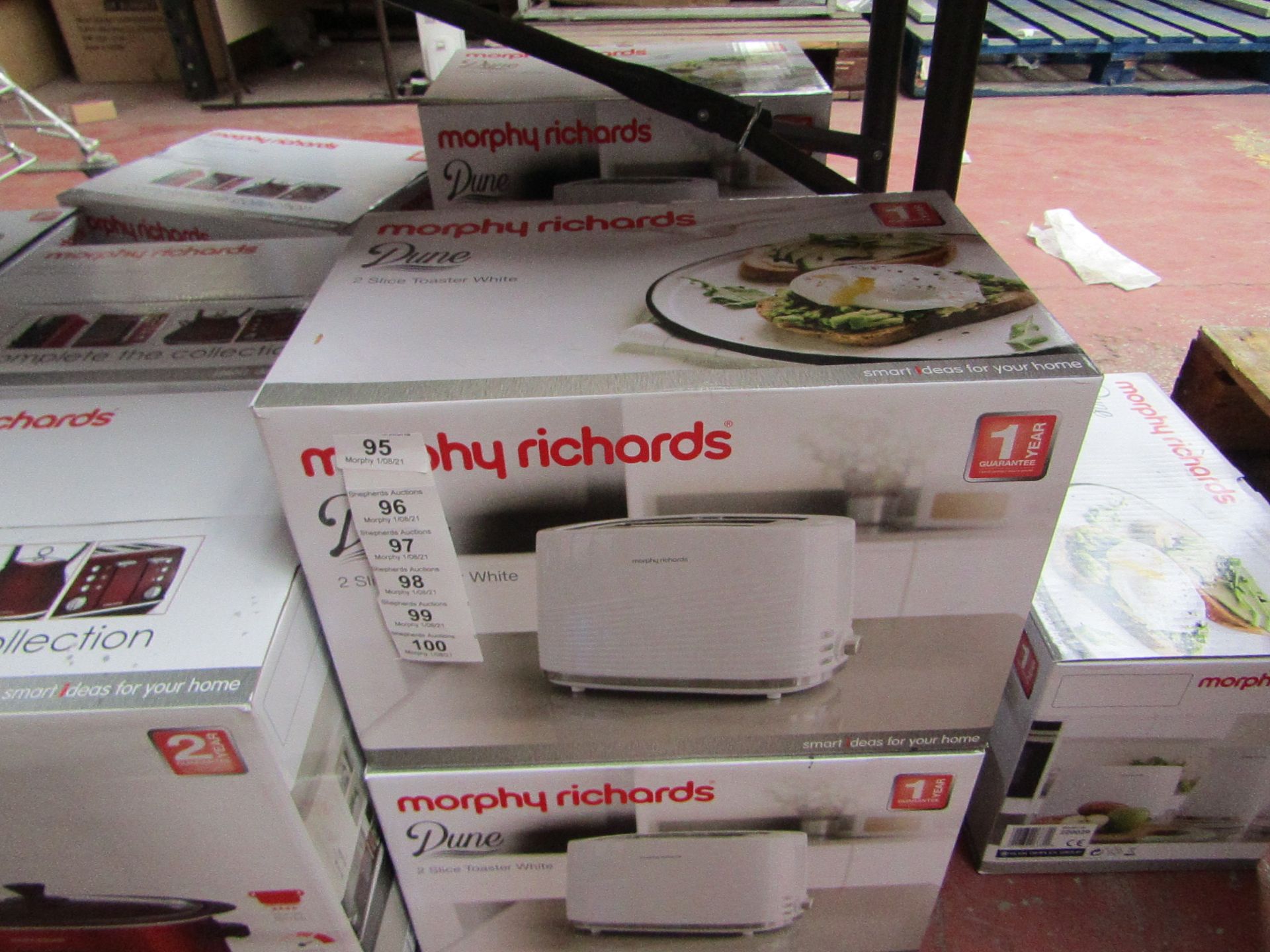 Morphy Richards Dune 2 slice toaster in white, brand new and boxed. RRP £21.99
