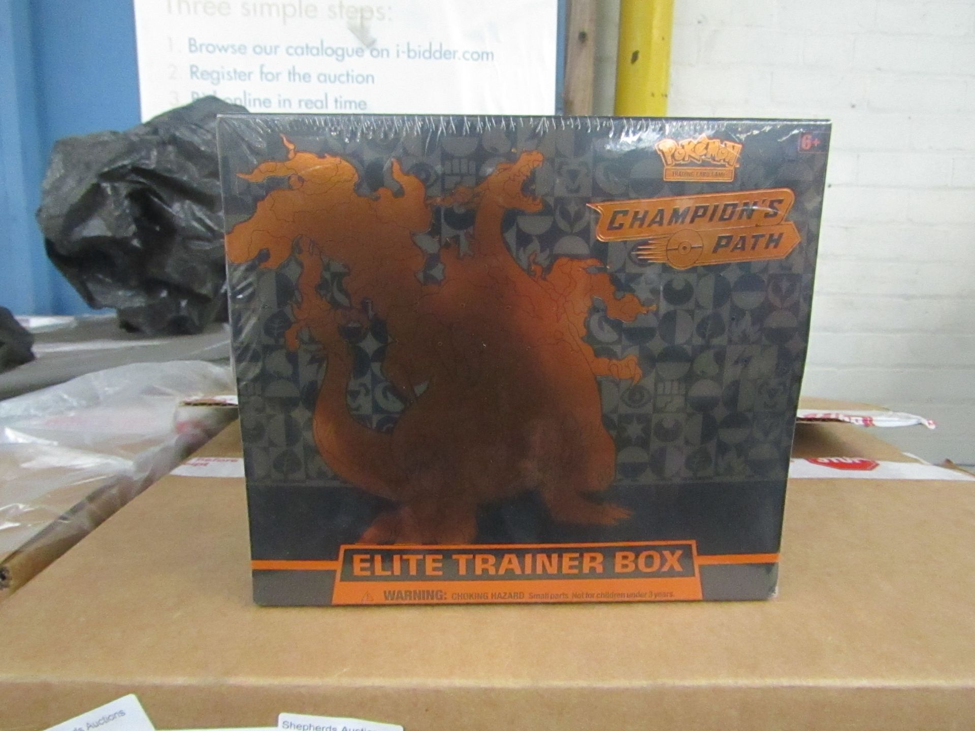 Pokemon - Champion's Path - Elite Trainer Box - New & Packaged. RRP £69.99.