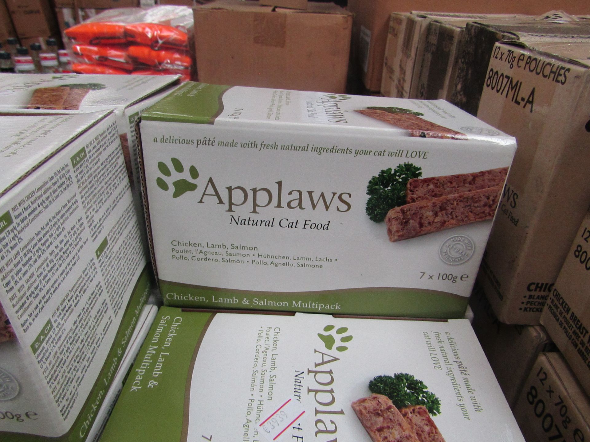Applaws - Chicken, Lamb & Salmon Multi-pack Natural Cat Food (7x 100g Pouches) - BBD 2022.