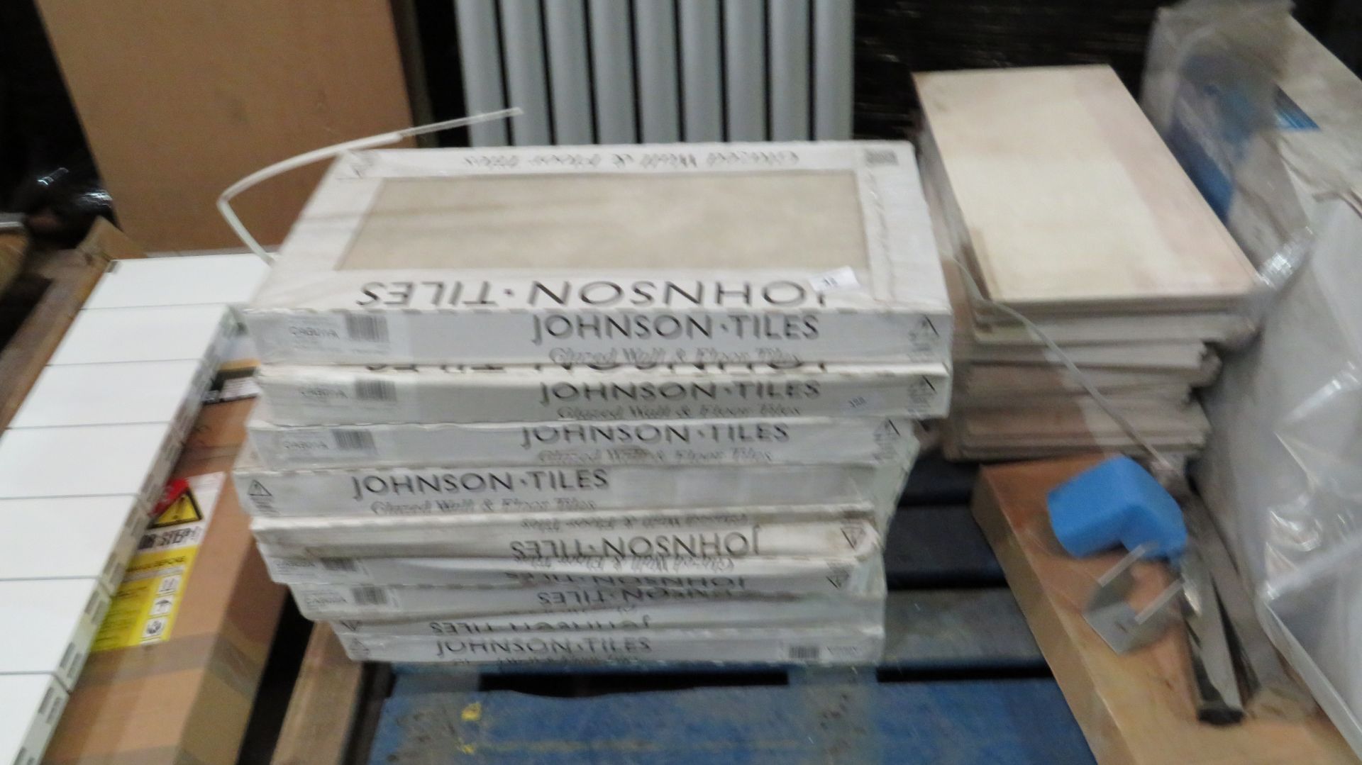 9x Packs of 5 Cambridge wall old stone CAB01 Johnson Tiles 600 x 300, new and boxed, RRP £29.99 a