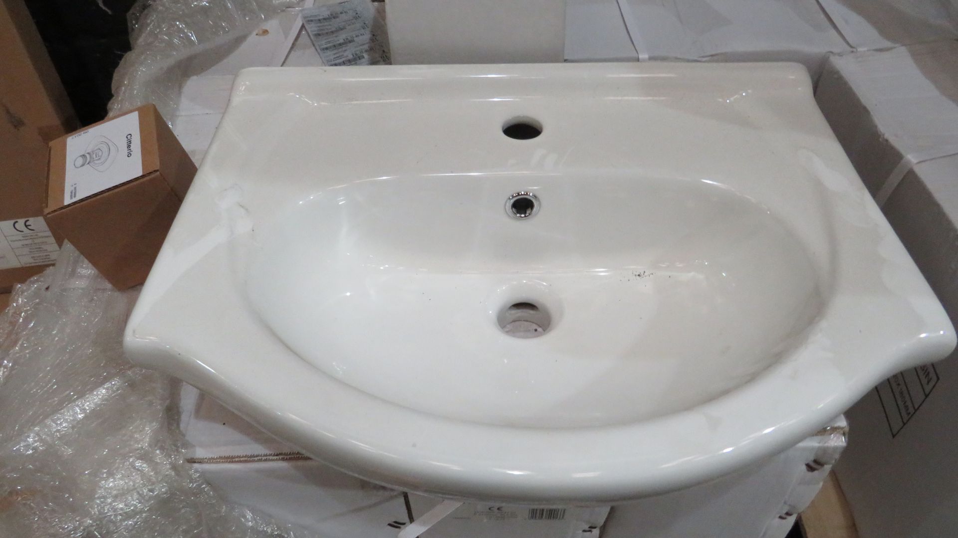 2x 550mm 1TH vanity slab basin in white, new and boxed.