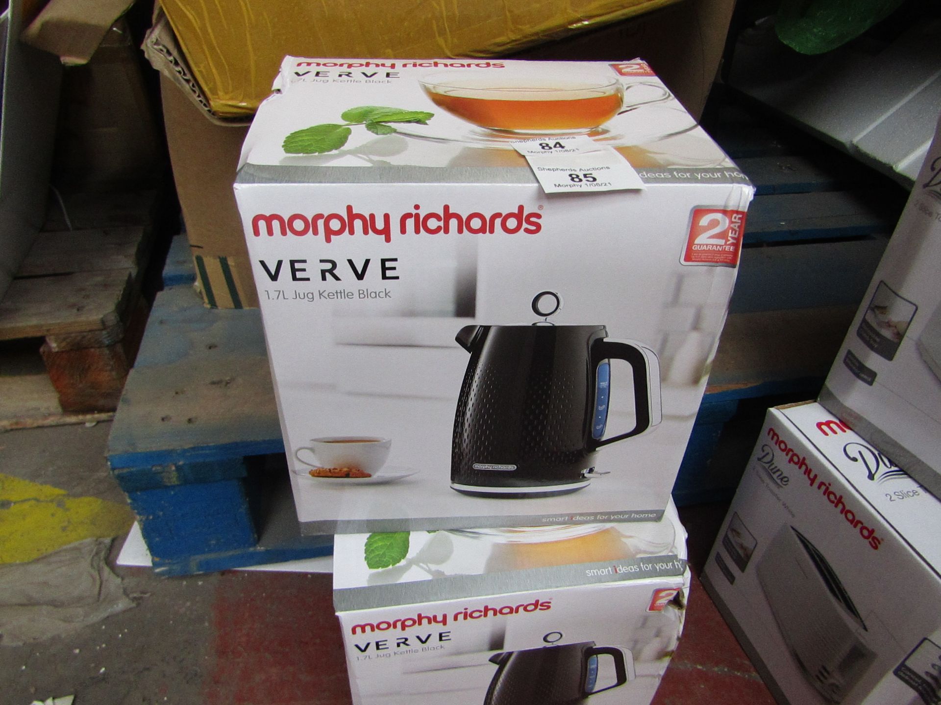 Morphy Richards Verve 1.7L jug kettle, brand new and in damaged packaging. RRP £42.99