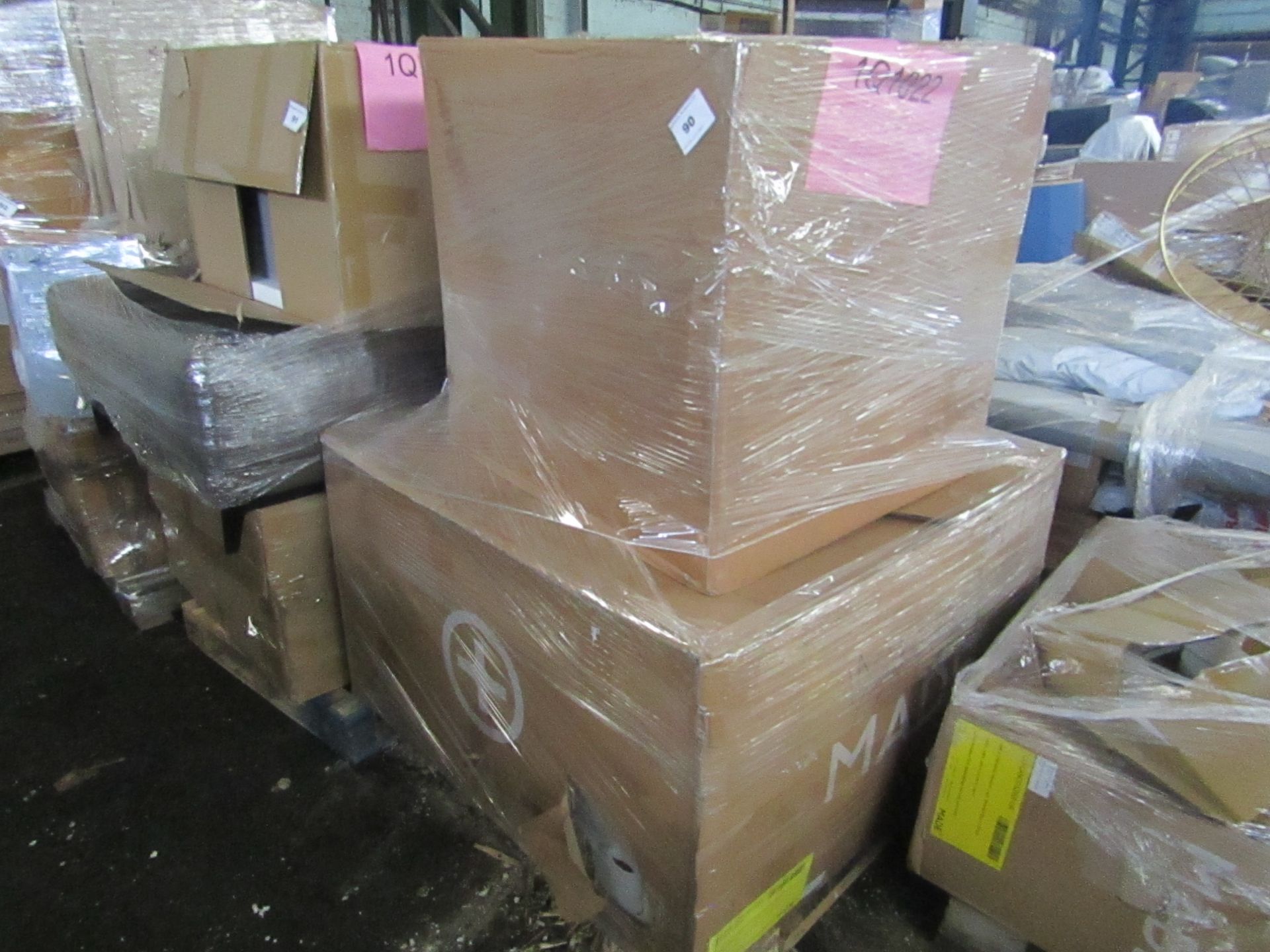 Mixed pallet of Made.com customer returns to include 2 items of stock with a total RRP of