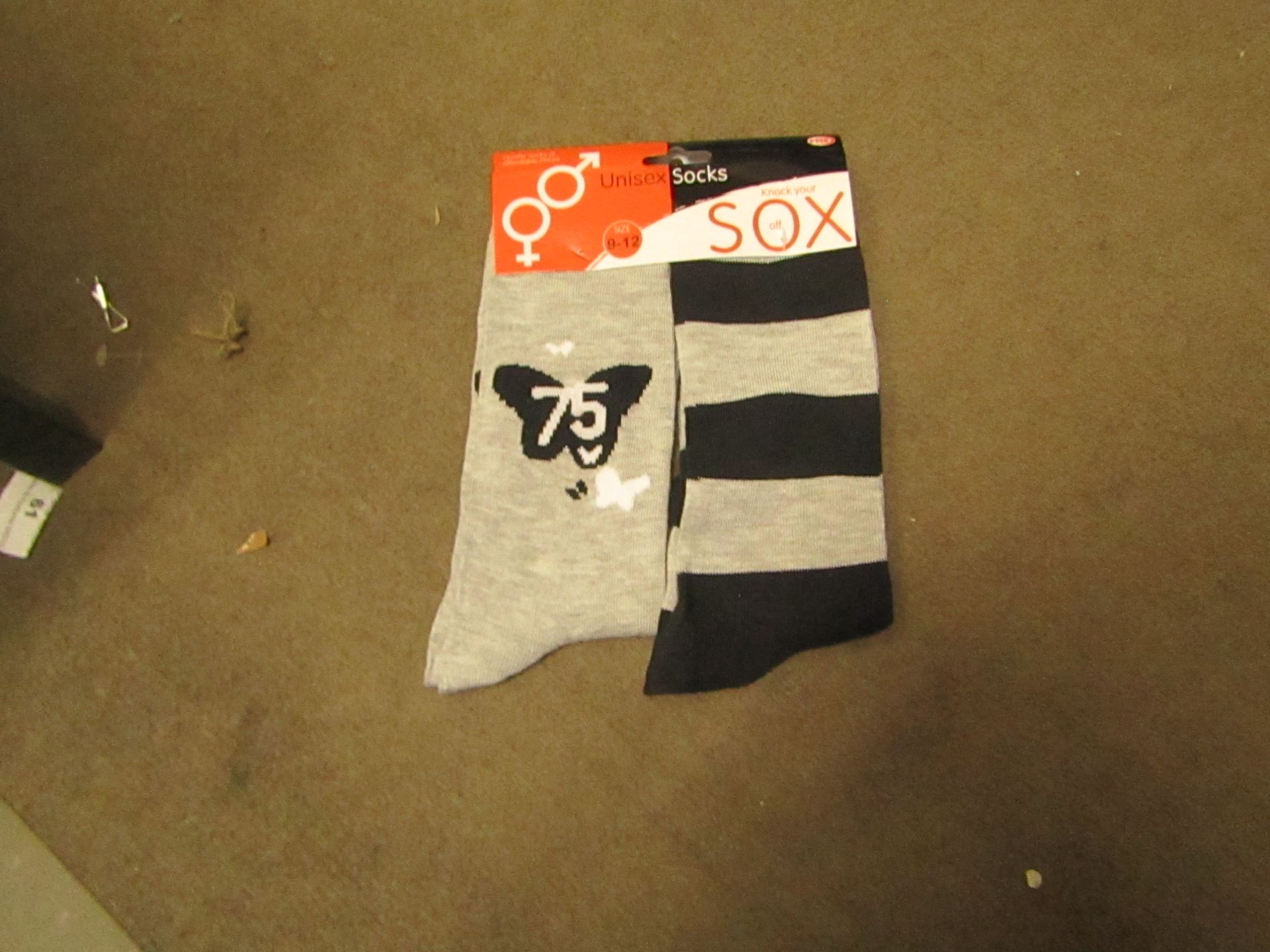 48 x Pairs of Adults Unisex Socks sizes 4-6, 6-8, 9-12 new & packaged