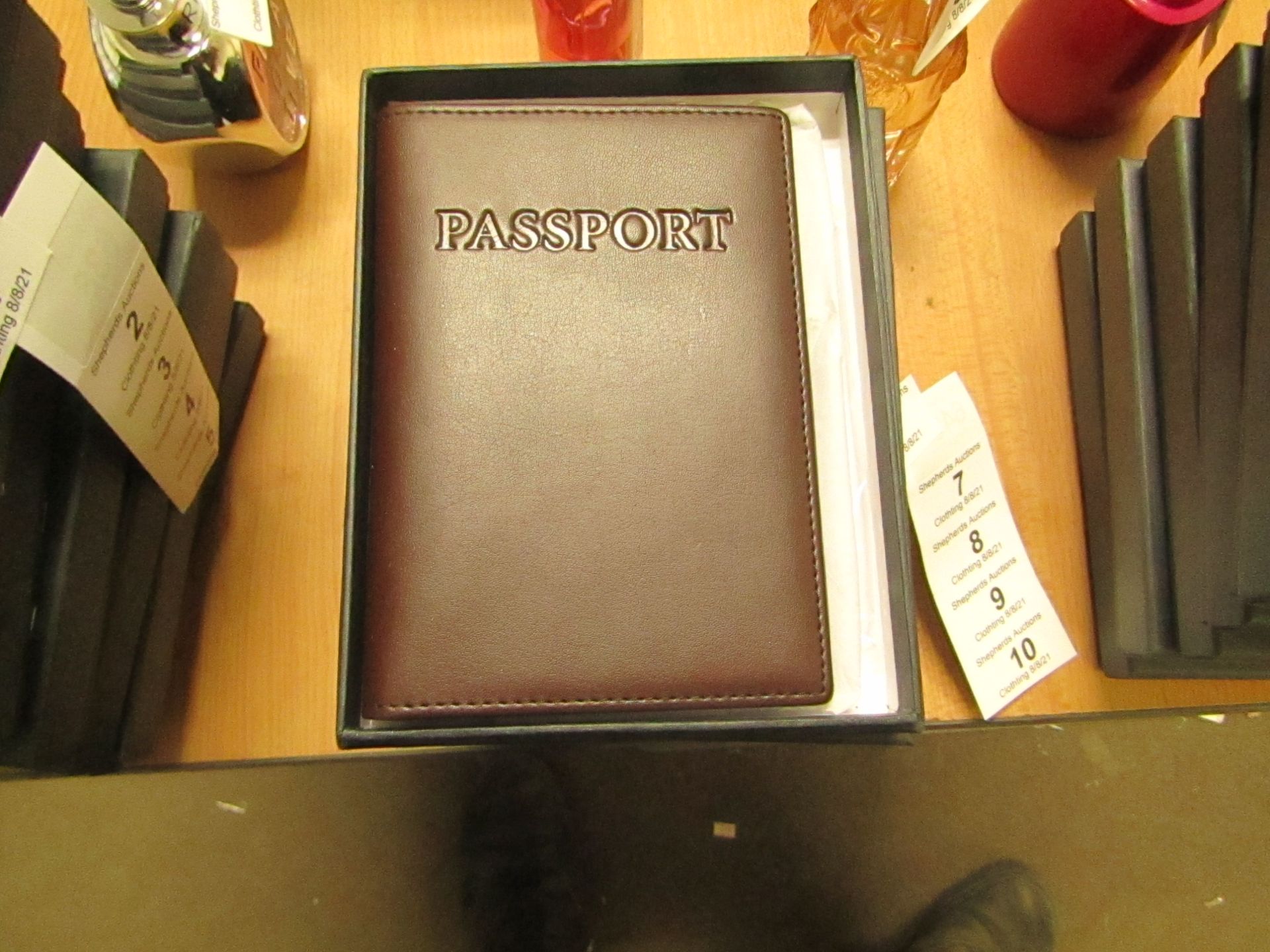 1 x Boca Brown Leather Passport Organiser with RFID Blocking to Prevent Card Cloning New & Boxed