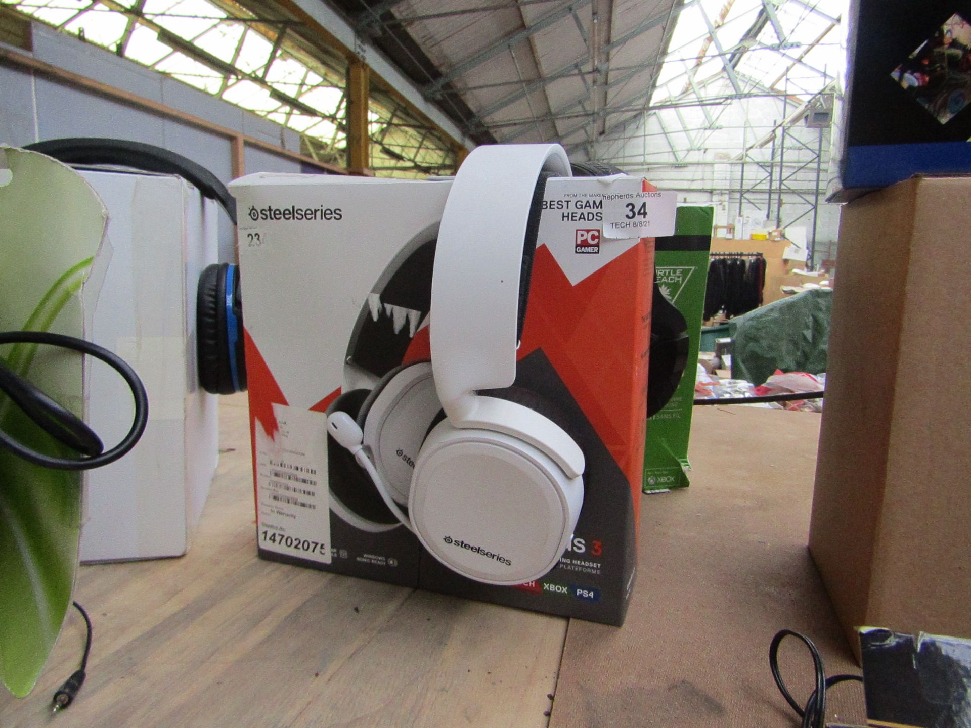 Steel series Arctic 3 wired gaming head set - Untested & Boxed - RRP £79.99