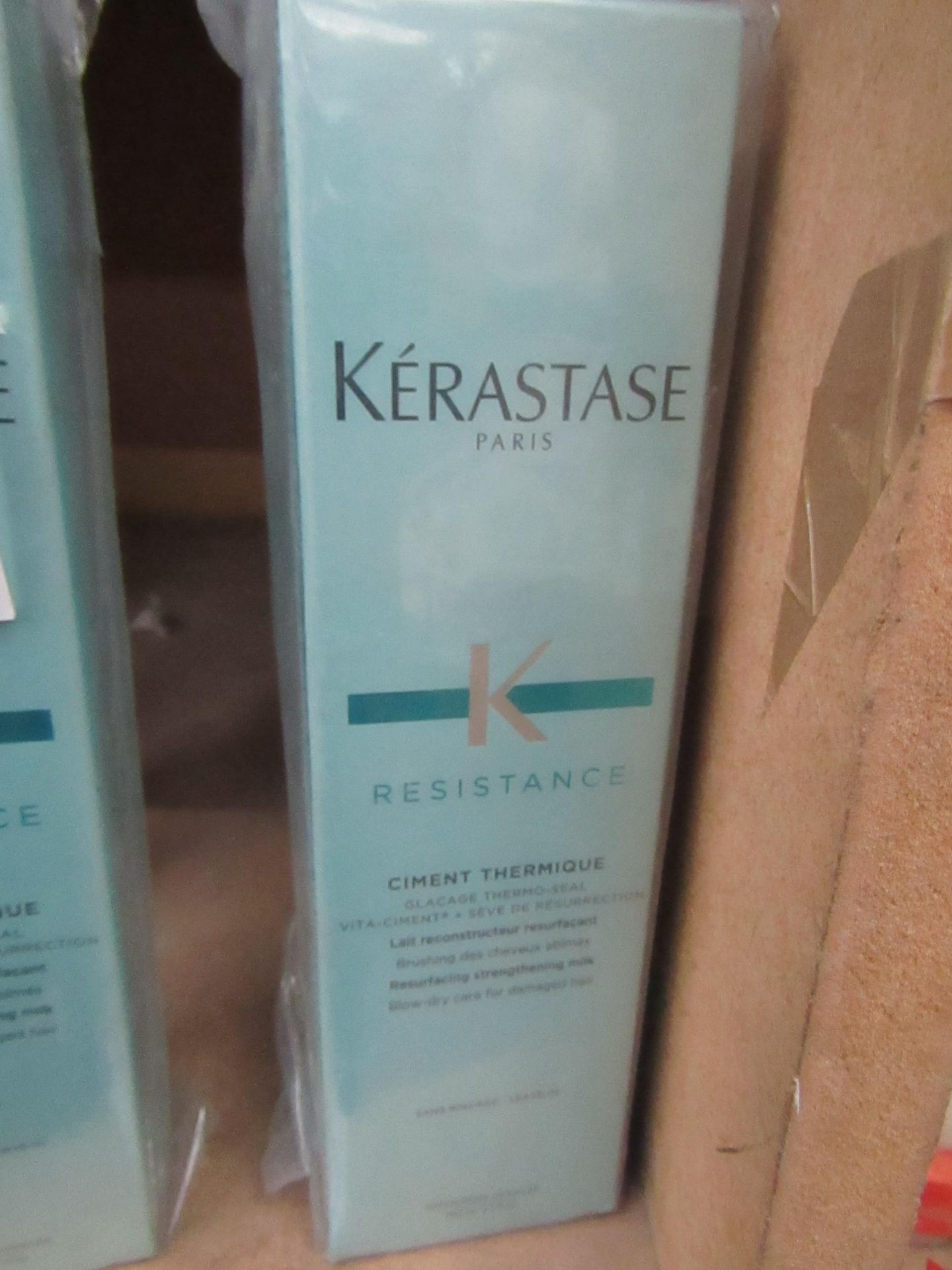 Kerastase - Resistance Ciment Thermique 150 ml - Unused & Boxed.