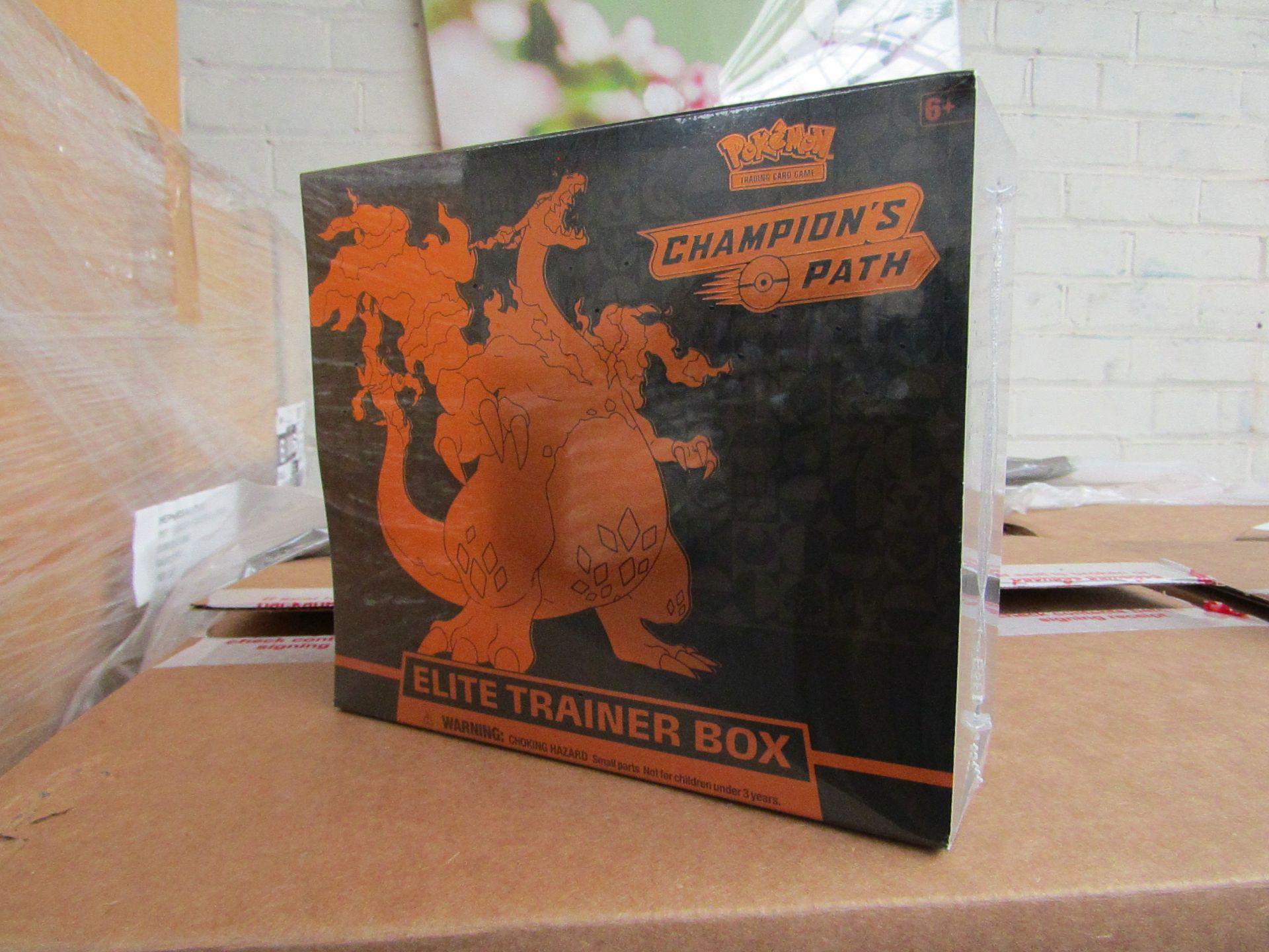 Pokemon - Champion's Path - Elite Trainer Box - New & Packaged. RRP £69.99.