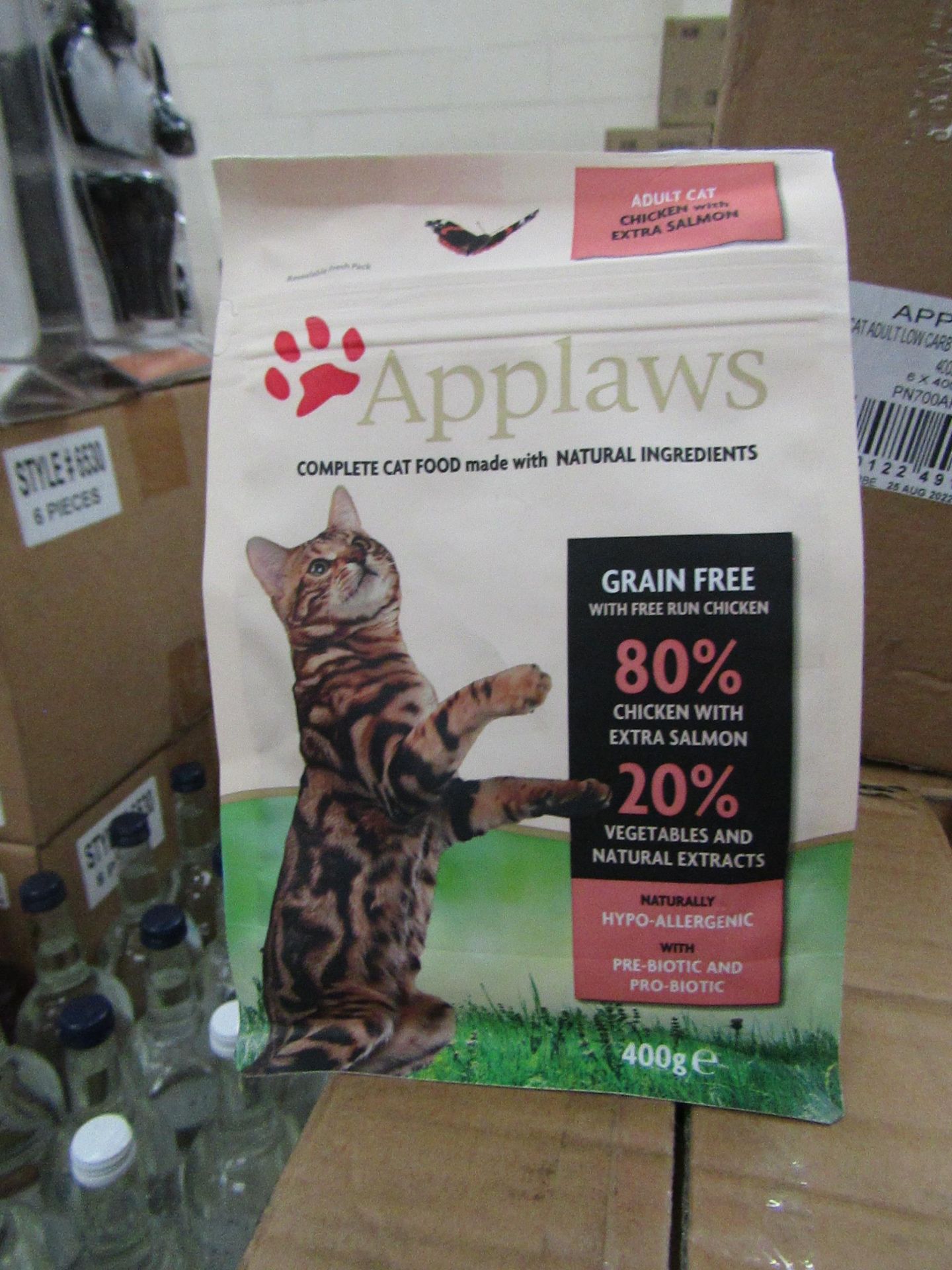 6x 400g packs of Applaws pro and pre Biotic complete Chicken and Salmon Dried food, BB Aug 2022