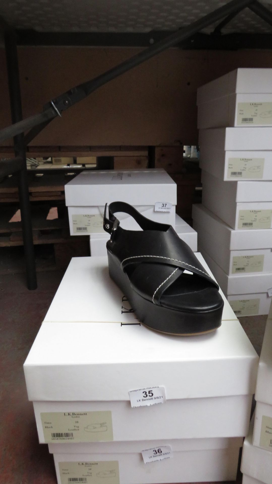 L K Bennett London Sima Black Veg Leather Shoes size 37 RRP £250 new & boxed see image for design