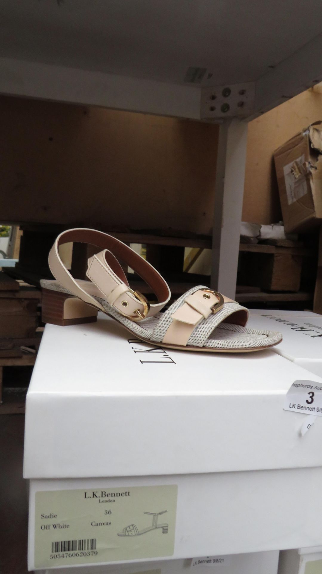 L K Bennett London Sadie Off White Canvas Sandals size 42 RRP £195 new & boxed see image for design