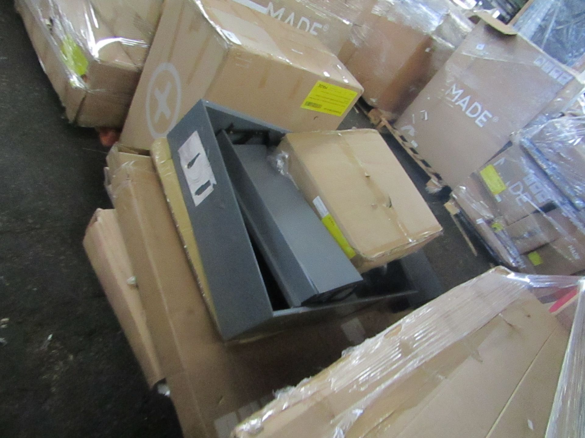 | 1X | PALLET OF FAULTY / MISSING PARTS / DAMAGED CUSTOMER RETURNS MADE.COM STOCK UNMANIFESTED |