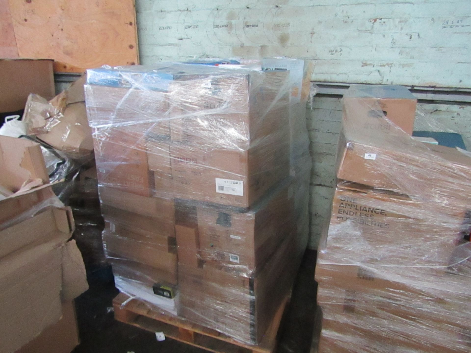 | 1X | PALLET OF RAW CUSTOMER ELECTRICAL & FITNESS RETURNS FROM A LARGE ONLINE RETAILER |