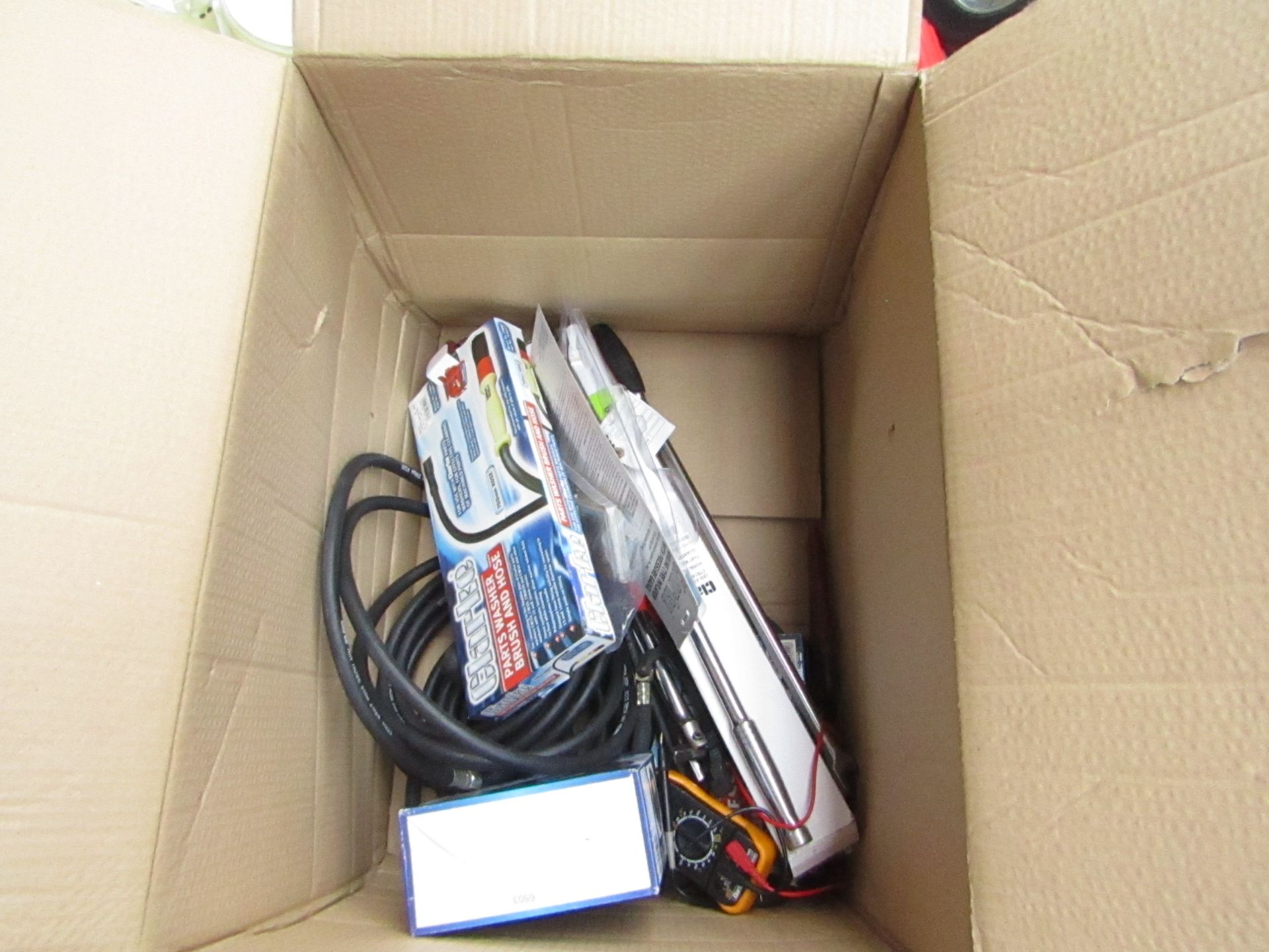 1x BOX OF VARIOUS TOOLS 1292 This lot is a Machine Mart product which is raw and completely