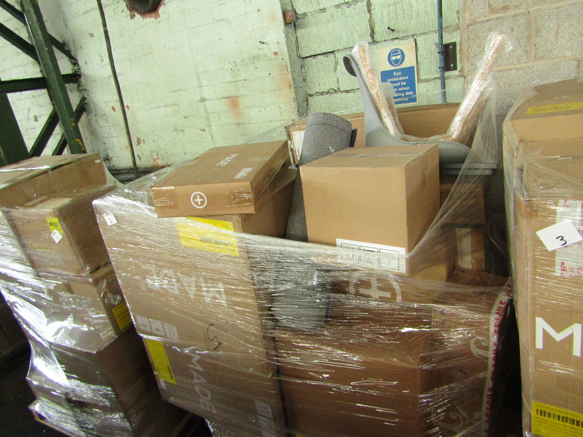 Mixed pallet of Made.com customer returns to include 18 items of stock with a total RRP of