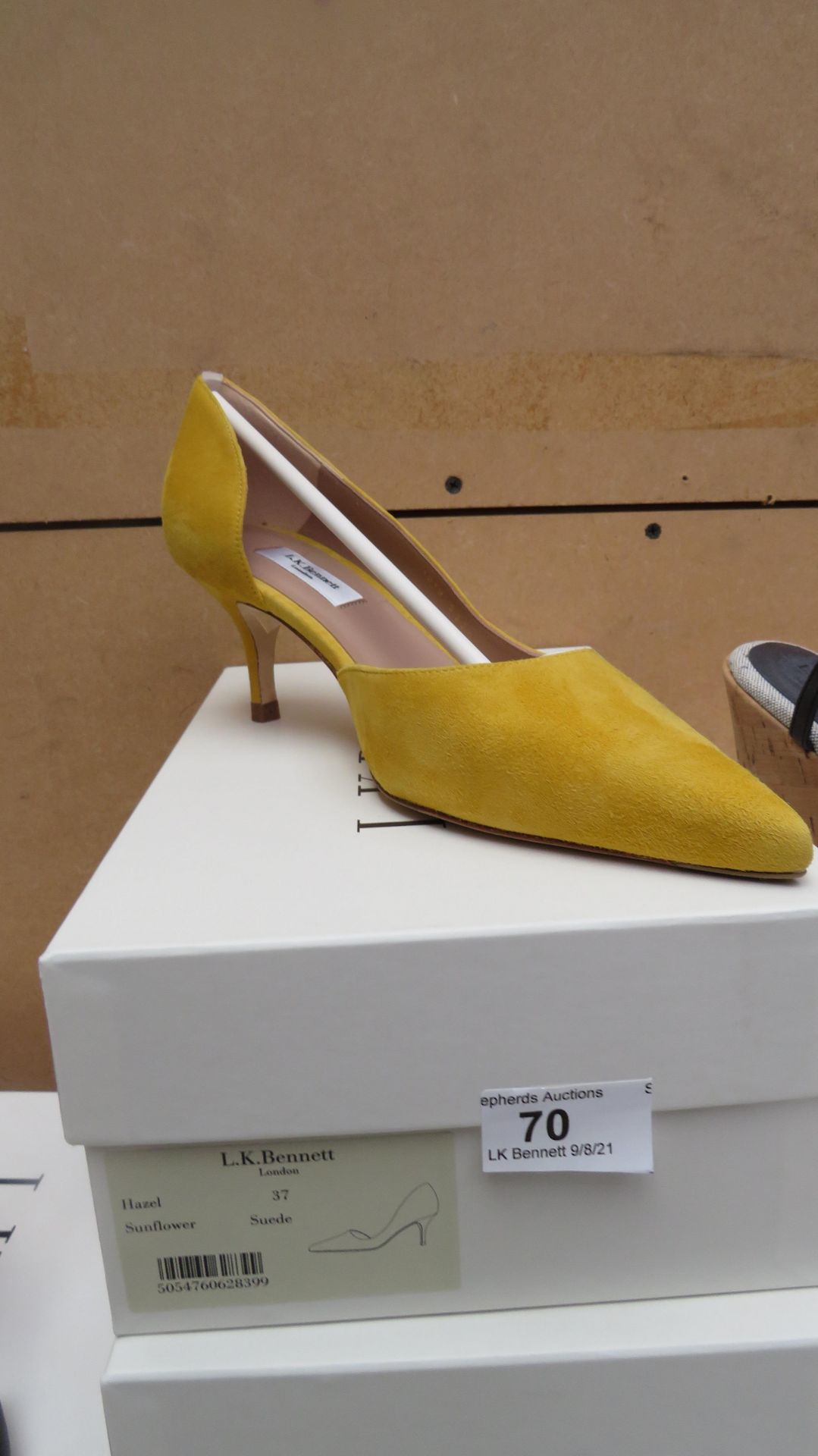 L K Bennett London Hazel Sunflower Suede Shoes size 37 RRP £195 new & boxed see image for design