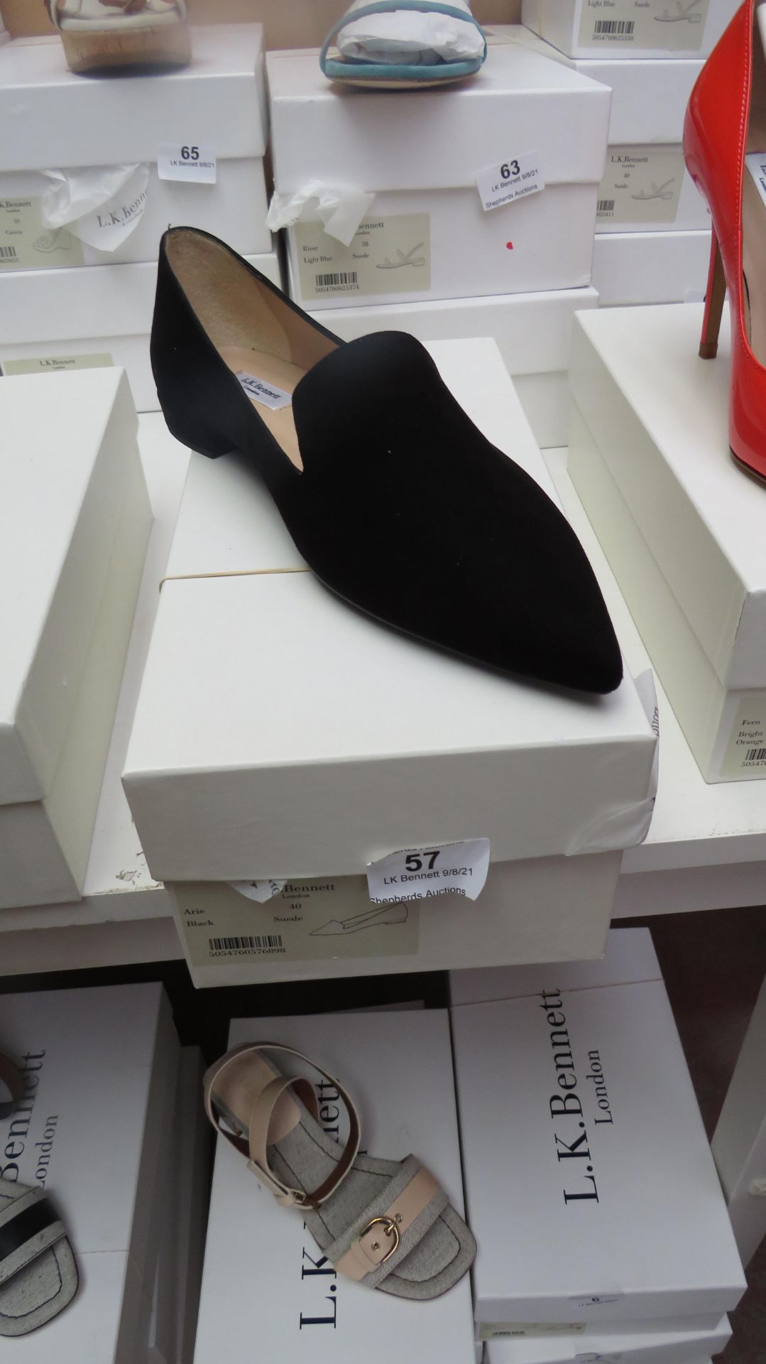L K Bennett London Arie Black Suede Shoes size 40 RRP £150 new & boxed see image for design