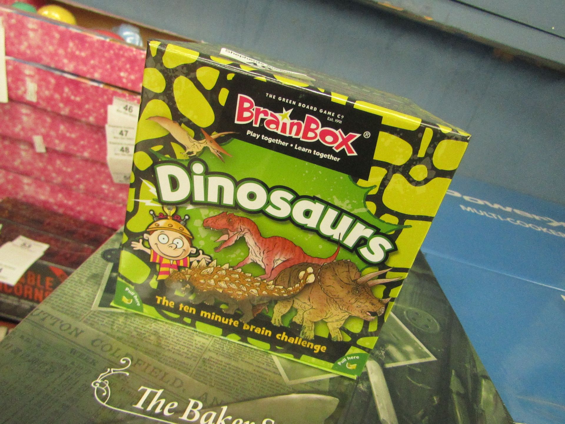 Brainbox - Dinosaur Ten Minute Brain Challenge Quiz Game - New & Packaged.