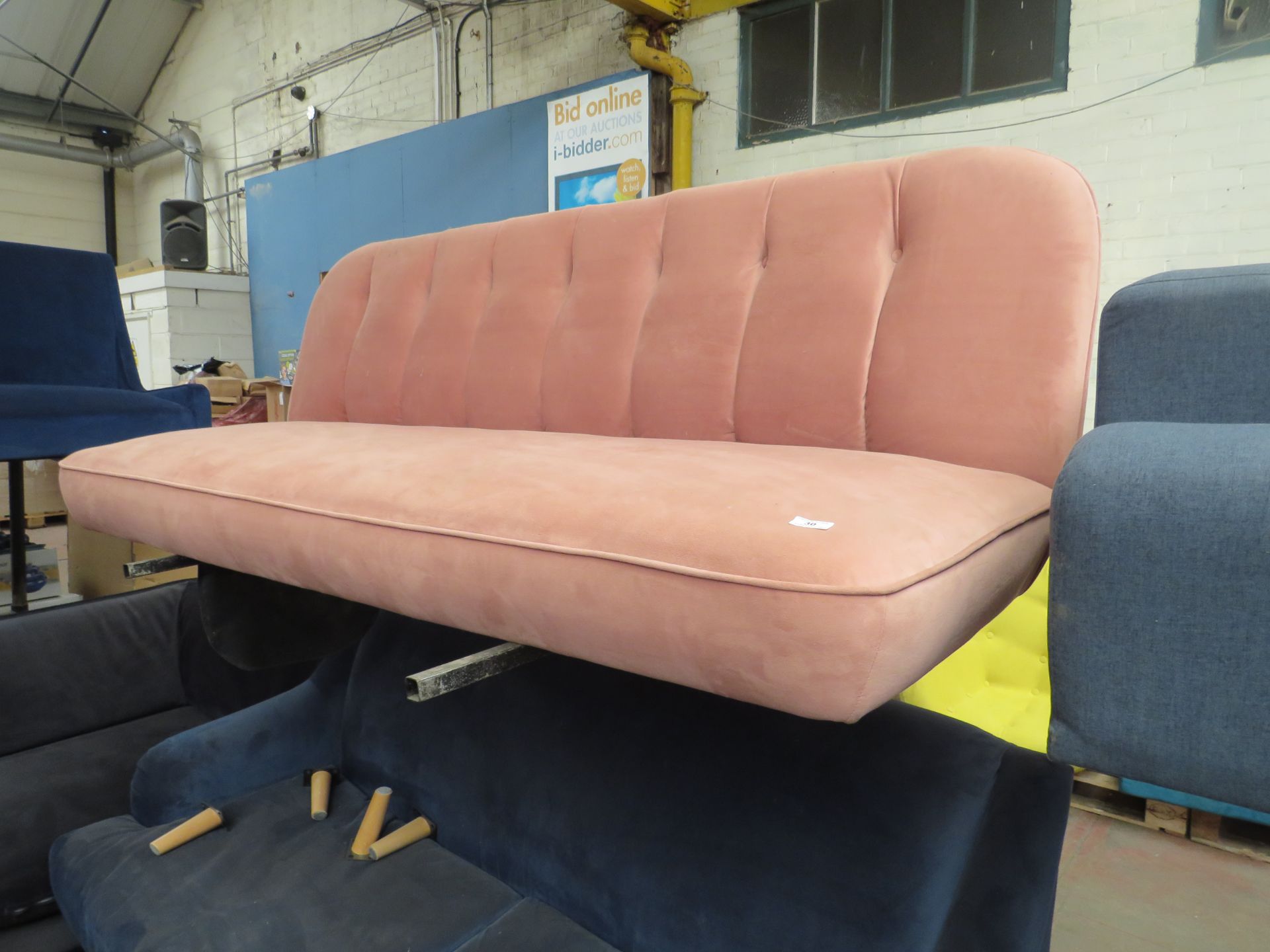 | 1X | MADE.COM PINK VELVET LOVE SEAT | NO MAJOR DAMAGE AND HAS NO FEET (NO GUARANTEE), COULD DO