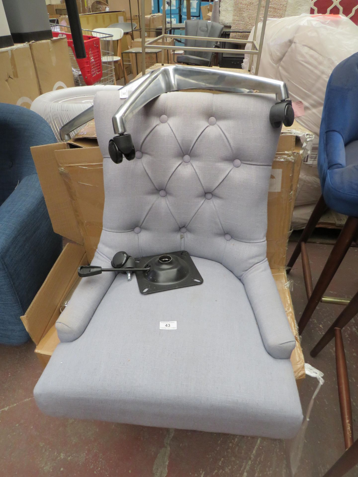 1 x Made.com Flynn Office Chair Persian Grey RRP £169 SKU MAD-CHAFLN066GRY-UK TOTAL RRP £169 This