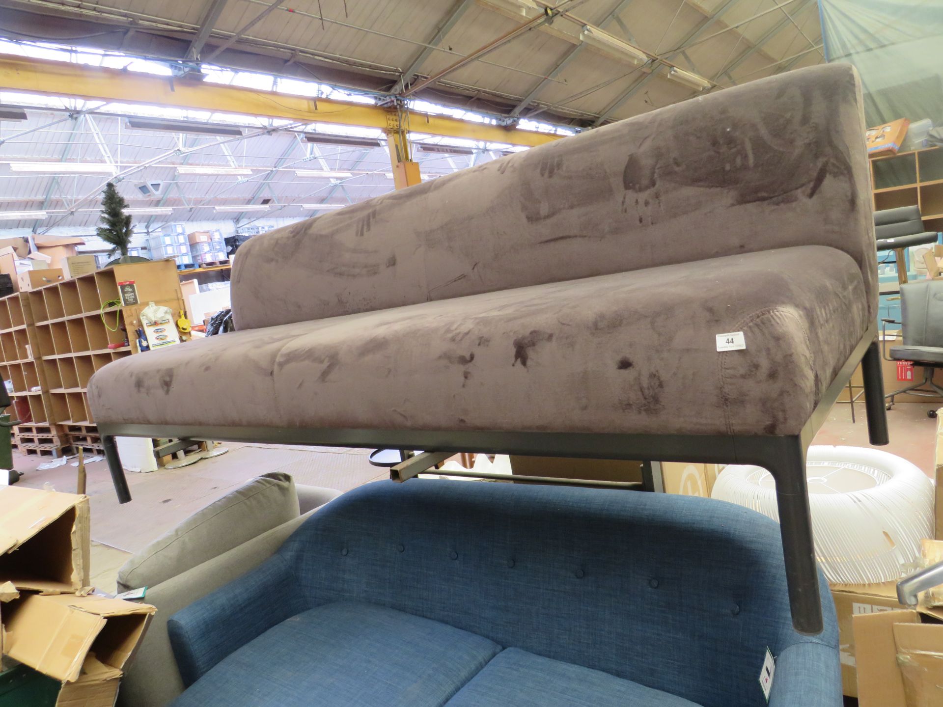 | 1x | PERASON LLOYD EDGE BENCH | SOFA CUSHION IS IN GOOD CONITION BUT THERE MAY BE SMALL MINOR