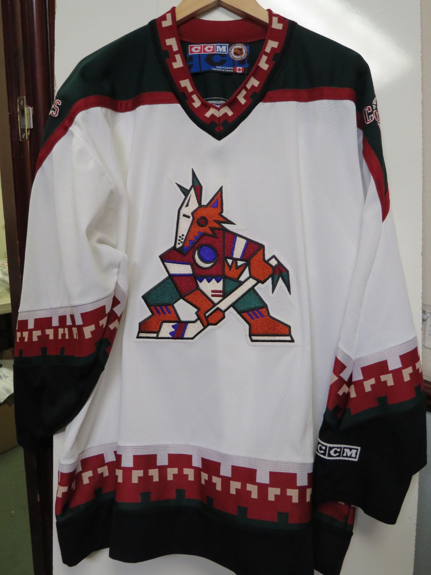 Vintage 90s CCM Phoenix Coyotes Ice Hockey Jersey size XL. This USA Shirt is over $99 online and