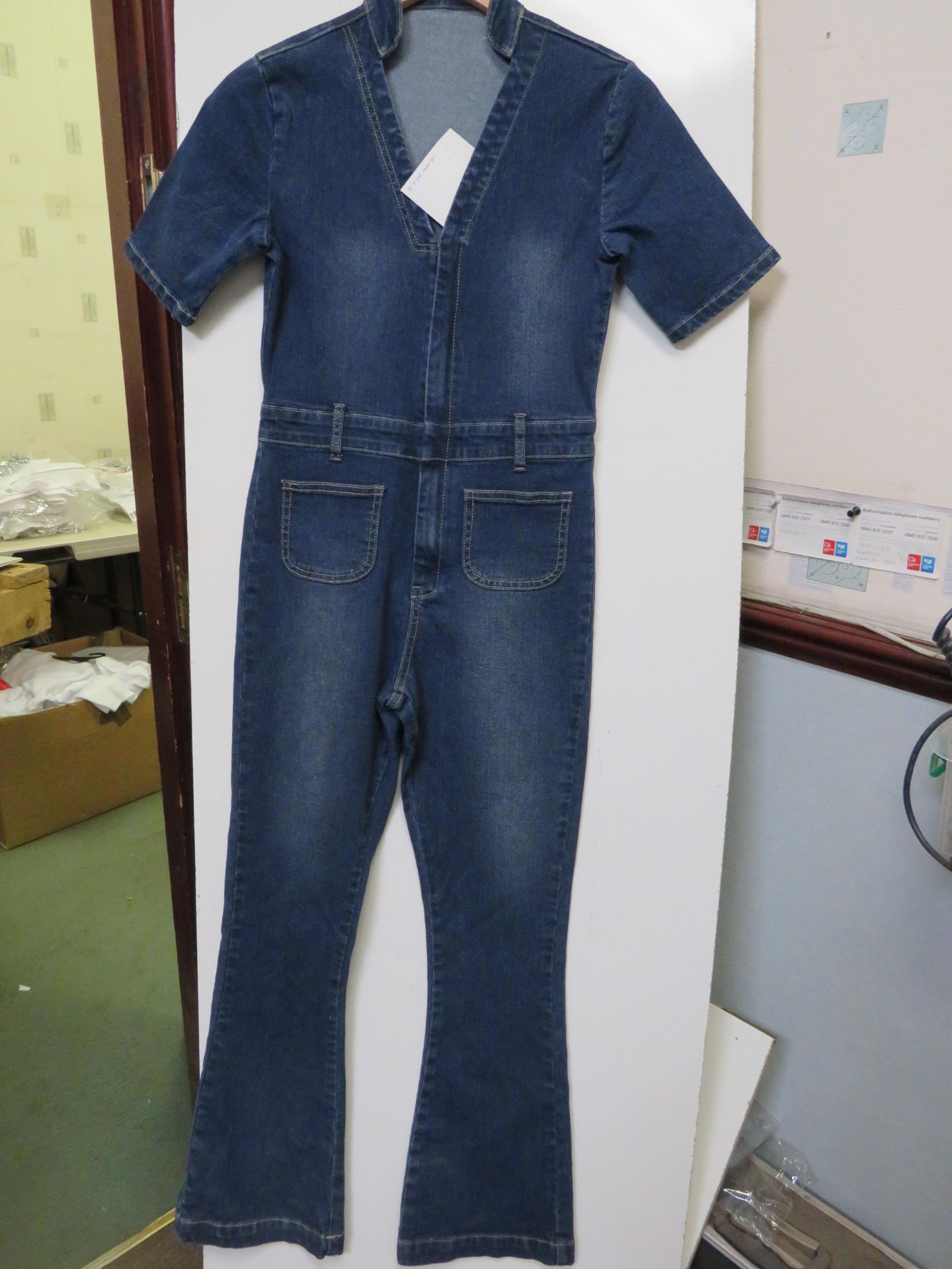 Ladies Short Sleeve Blue Stretch Denim Jumpsuit size S new (sample) - Image 2 of 2