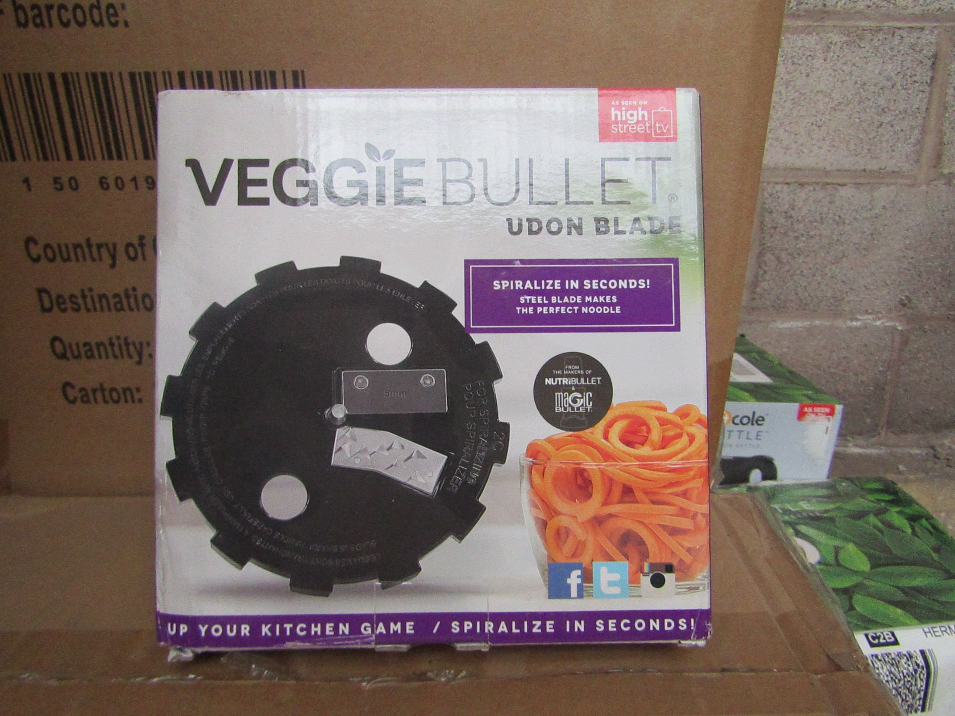 | 1X | BOX CONTAINING 20 UNITS OF 14 VEGGIE BULLET RIBBON BLADES | NEW AND BOXED | NO ONLINE - Image 2 of 2