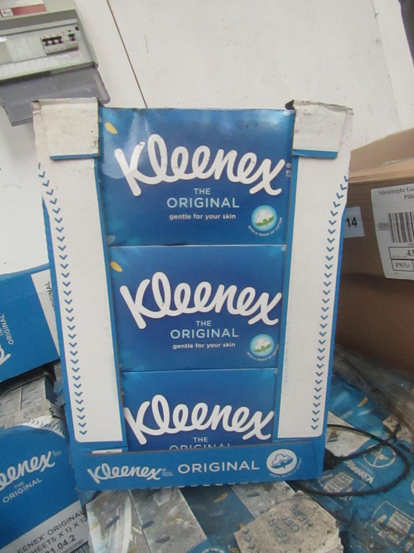 12x Boxes of Kleenex 72 Original Tissues - Unused, Boxes May Be Damaged Or Dirty.