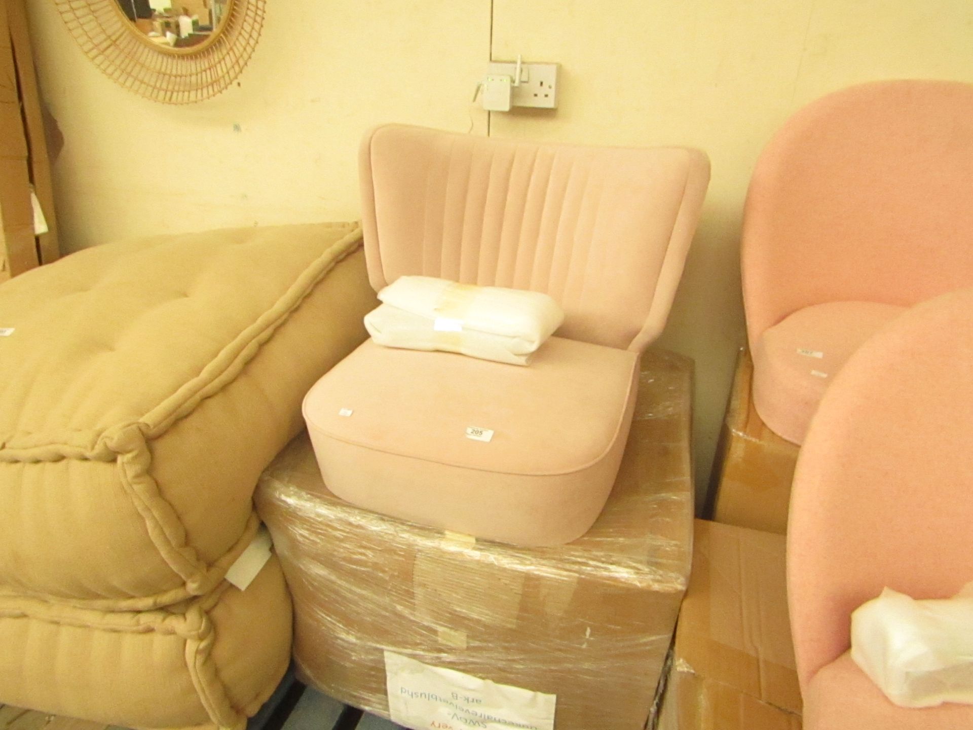 1 x Swoon Duke Easy Velvet Cocktail Chair Sofa in Blush Dark RRP £349 SKU SWOV-