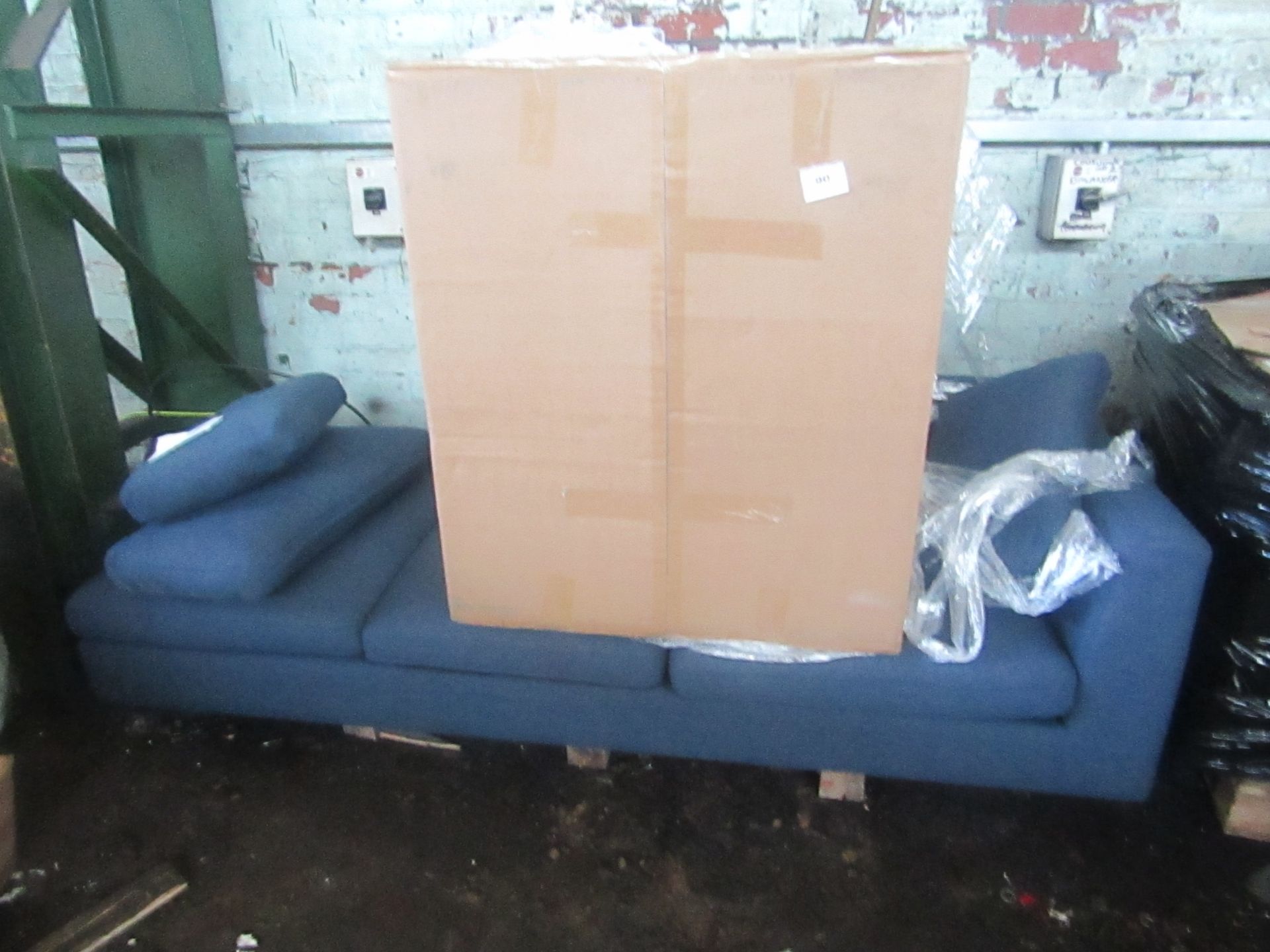 | 1X | PALLET OF FAULTY / MISSING PARTS / DAMAGED CUSTOMER RETURNS MADE.COM STOCK UNMANIFESTED |