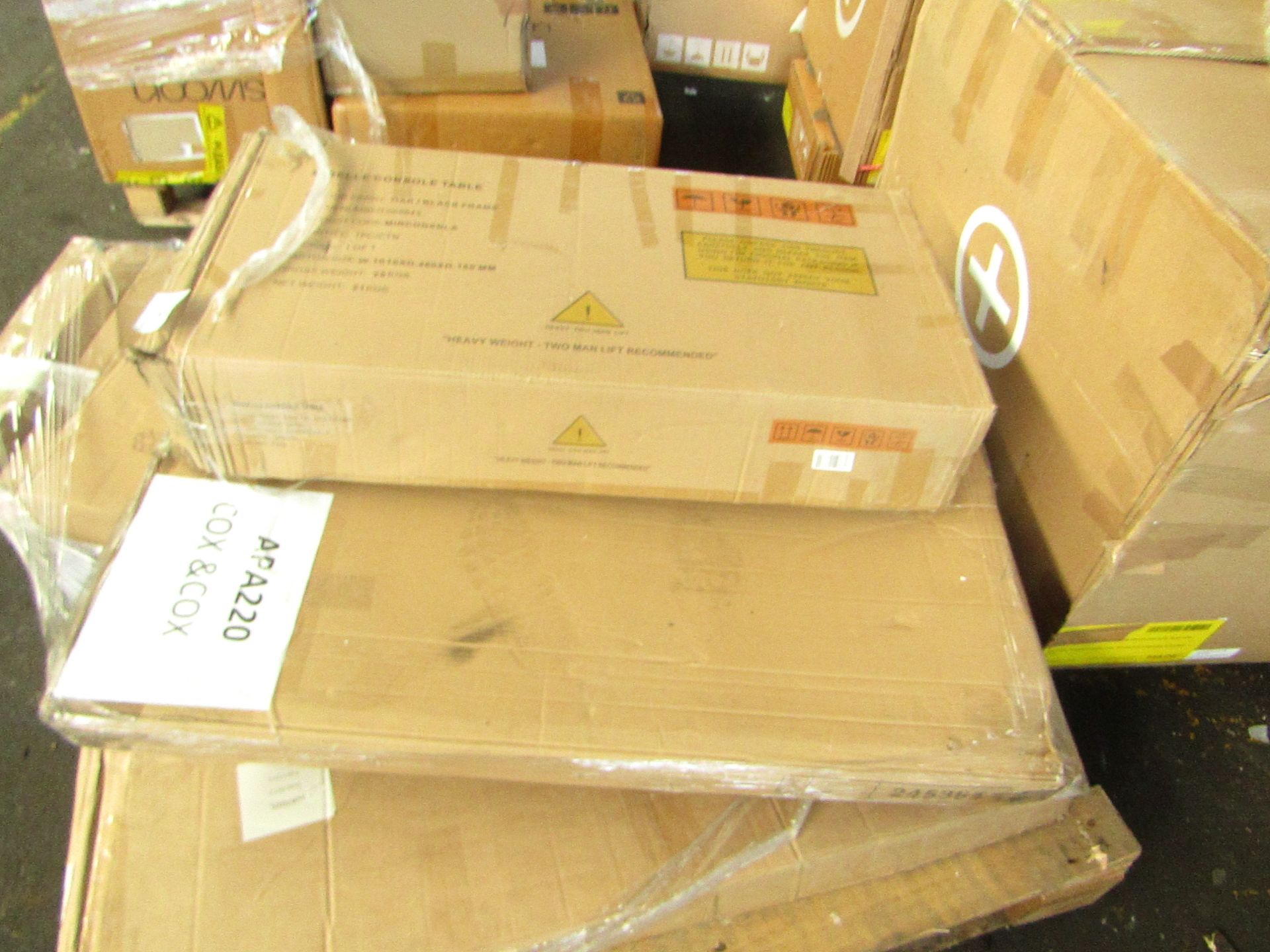 | 1X | PALLET OF FAULTY / MISSING PARTS / DAMAGED CUSTOMER RETURNS COX & COX STOCK UNMANIFESTED |