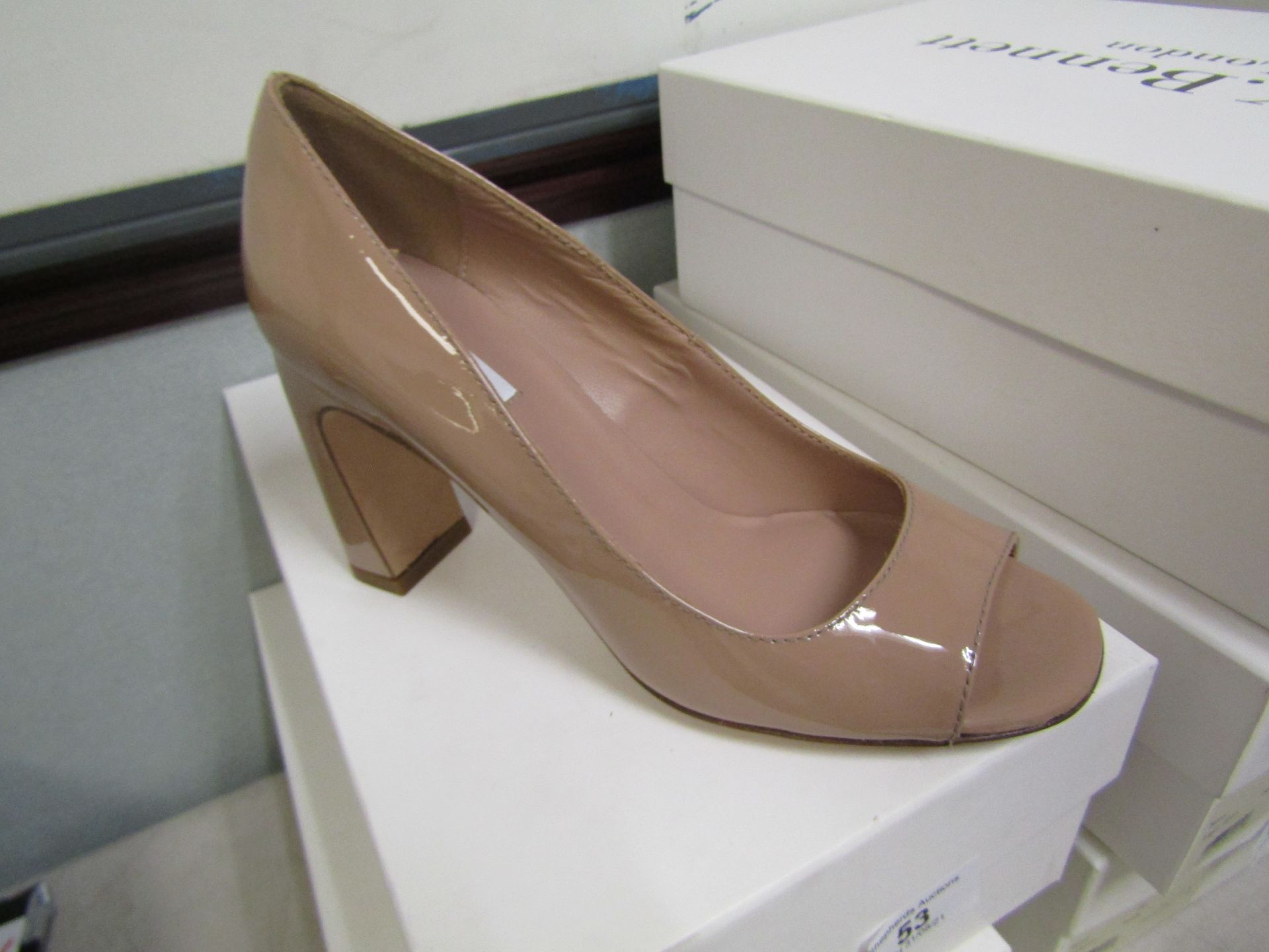 L K Bennett London Harper Nude Patent Shoes size 36 RRP £225 new & boxed see image for design