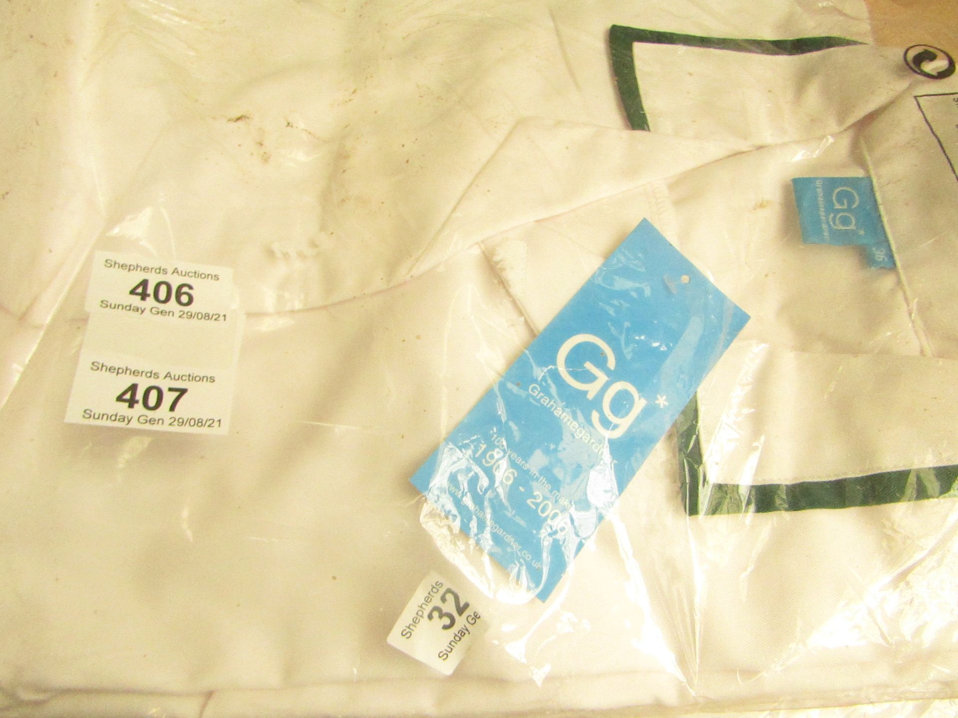 Grahamegardner - Maternity Tunic - Colour White - Size 36 - New & Packaged.