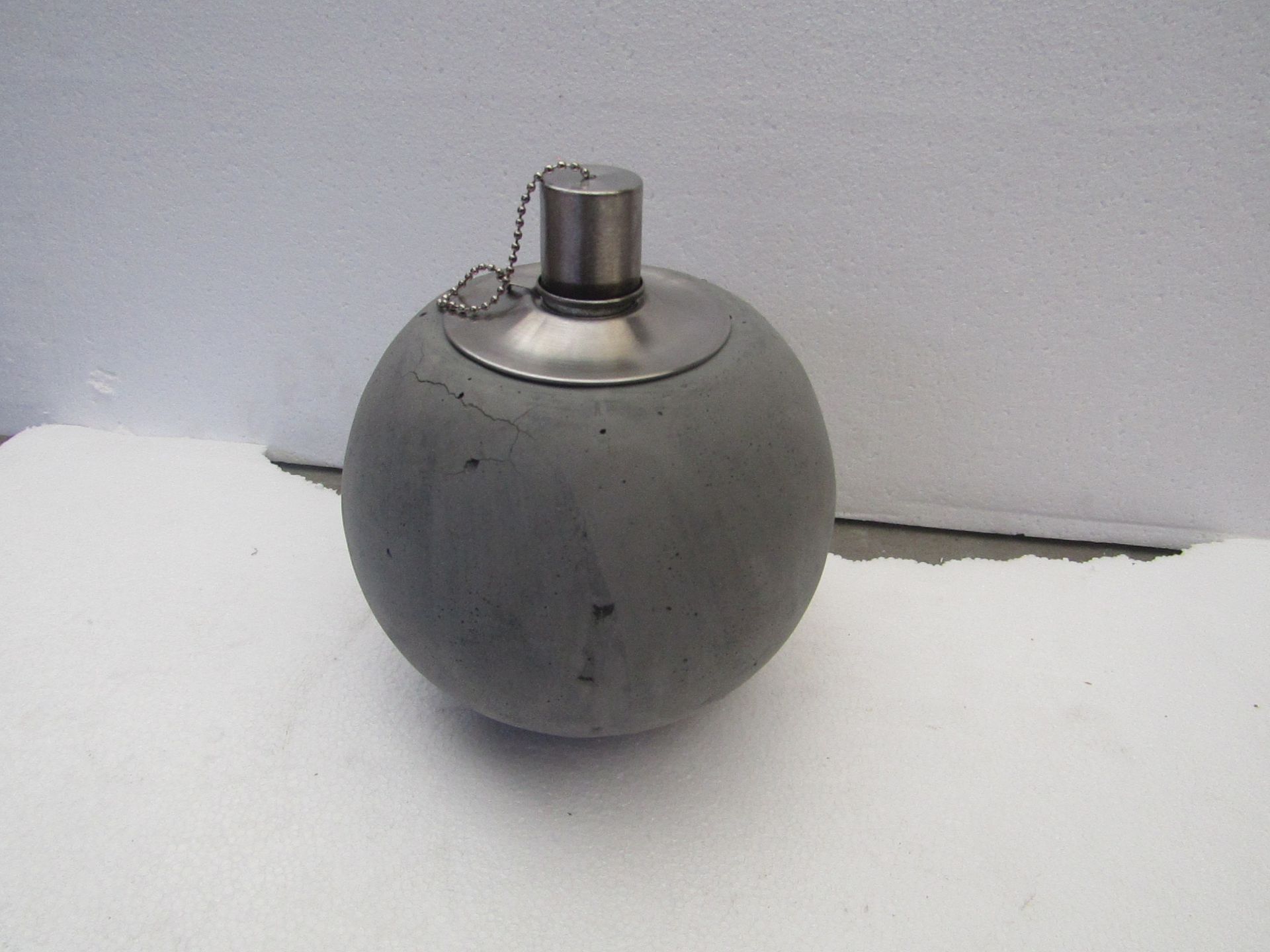 Grey Concrete Citronella Oil Garden Table Lamp - Unchecked & Boxed - £24.99. - Image 2 of 2