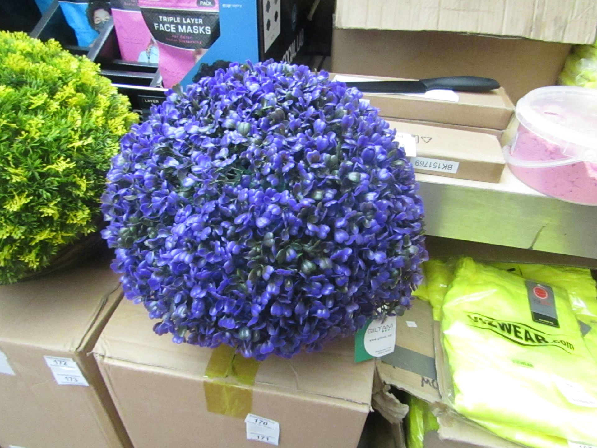 1X GILTAM FLOWER BASKET, 31X31X65CM, UNCHECKED IN BOX, SEE PICTURE.