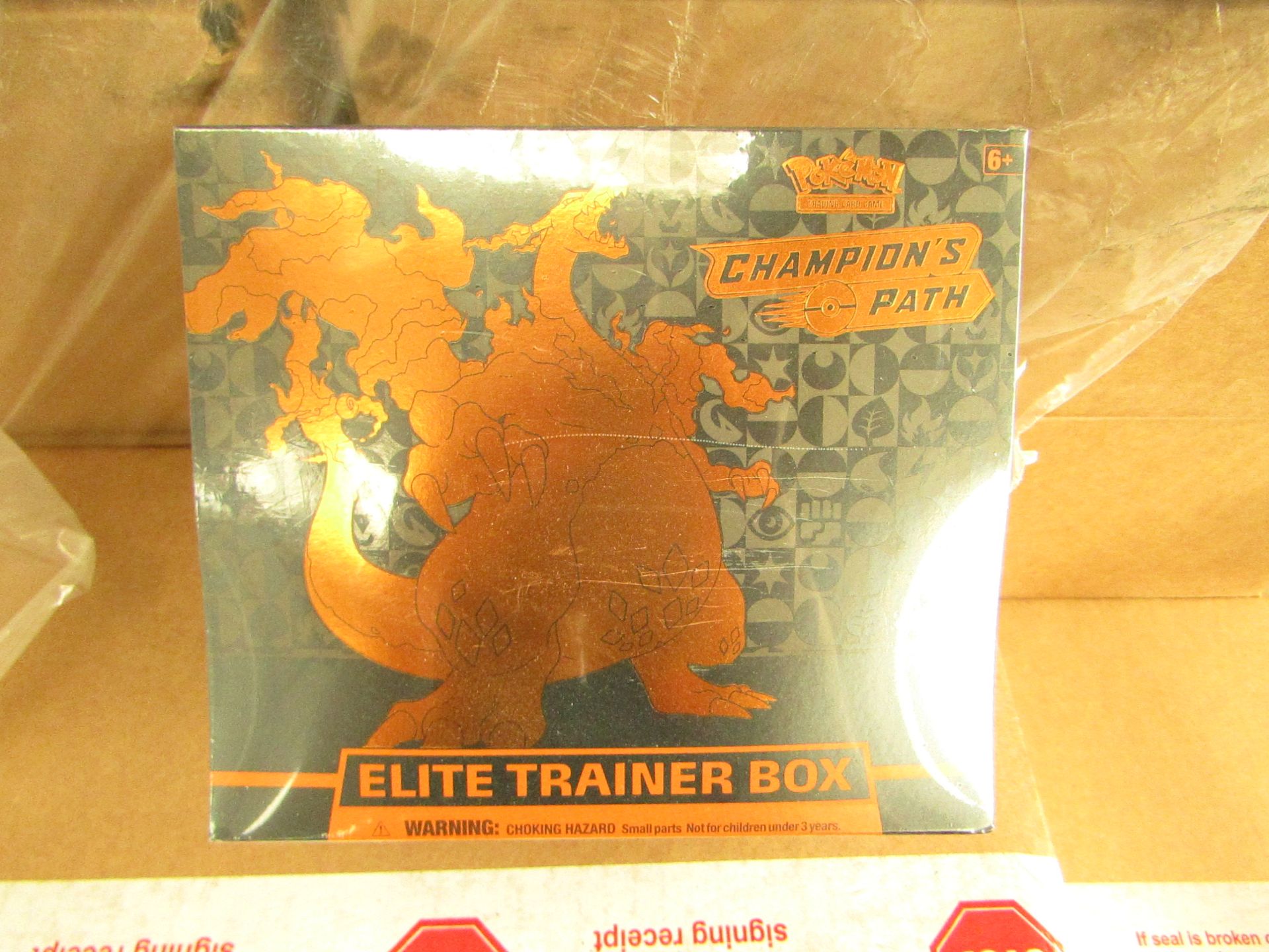 Pokemon - Champion's Path - Elite Trainer Box - New & Packaged. RRP £69.99.