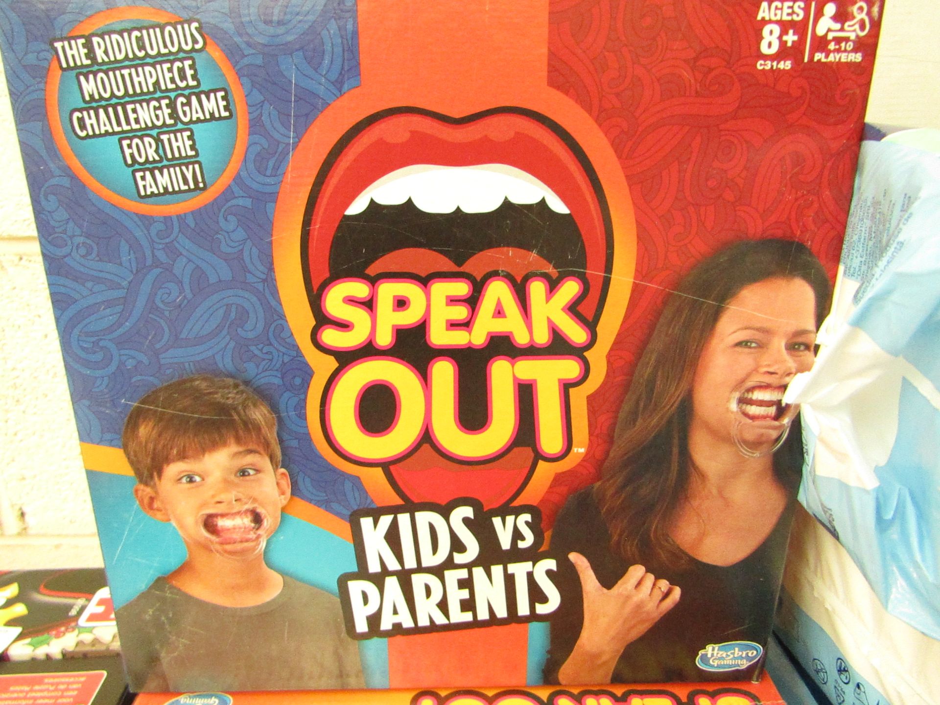 Hasbro Games - Speak Out Mouth Piece Game Kids Vs Parents Edition - Unused & Boxed.