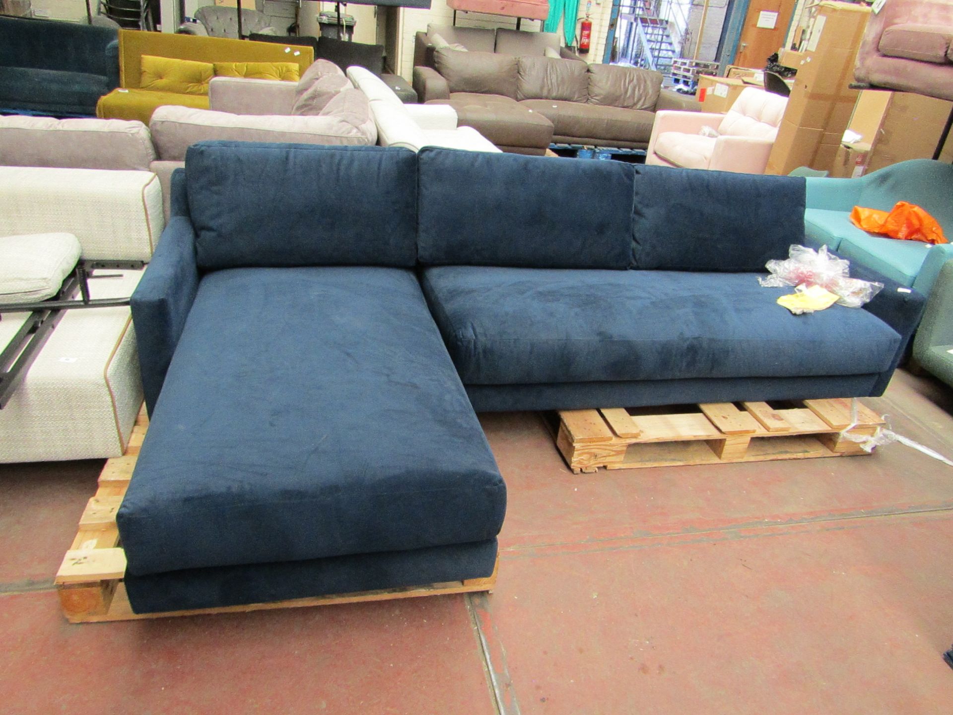 | 1X | MADE.COM BLUE VELVET RIGHT HAND SOFA | NO MAJOR DAMAGE AND INCLUDES FEET | RRP £999 |