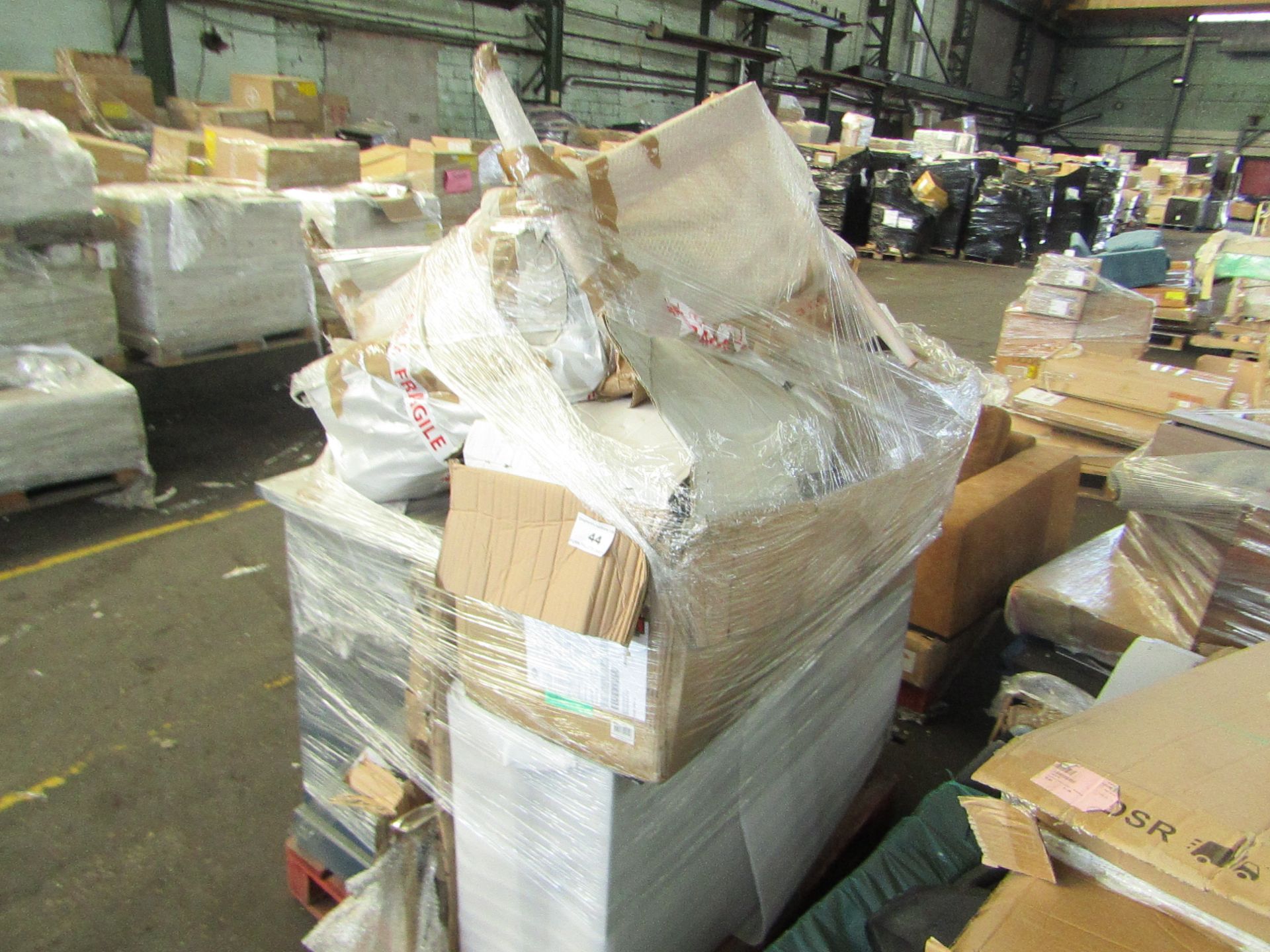 | 1X | PALLET OF FAULTY / MISSING PARTS / DAMAGED CUSTOMER RETURNS COX & COX STOCK UNMANIFESTED |