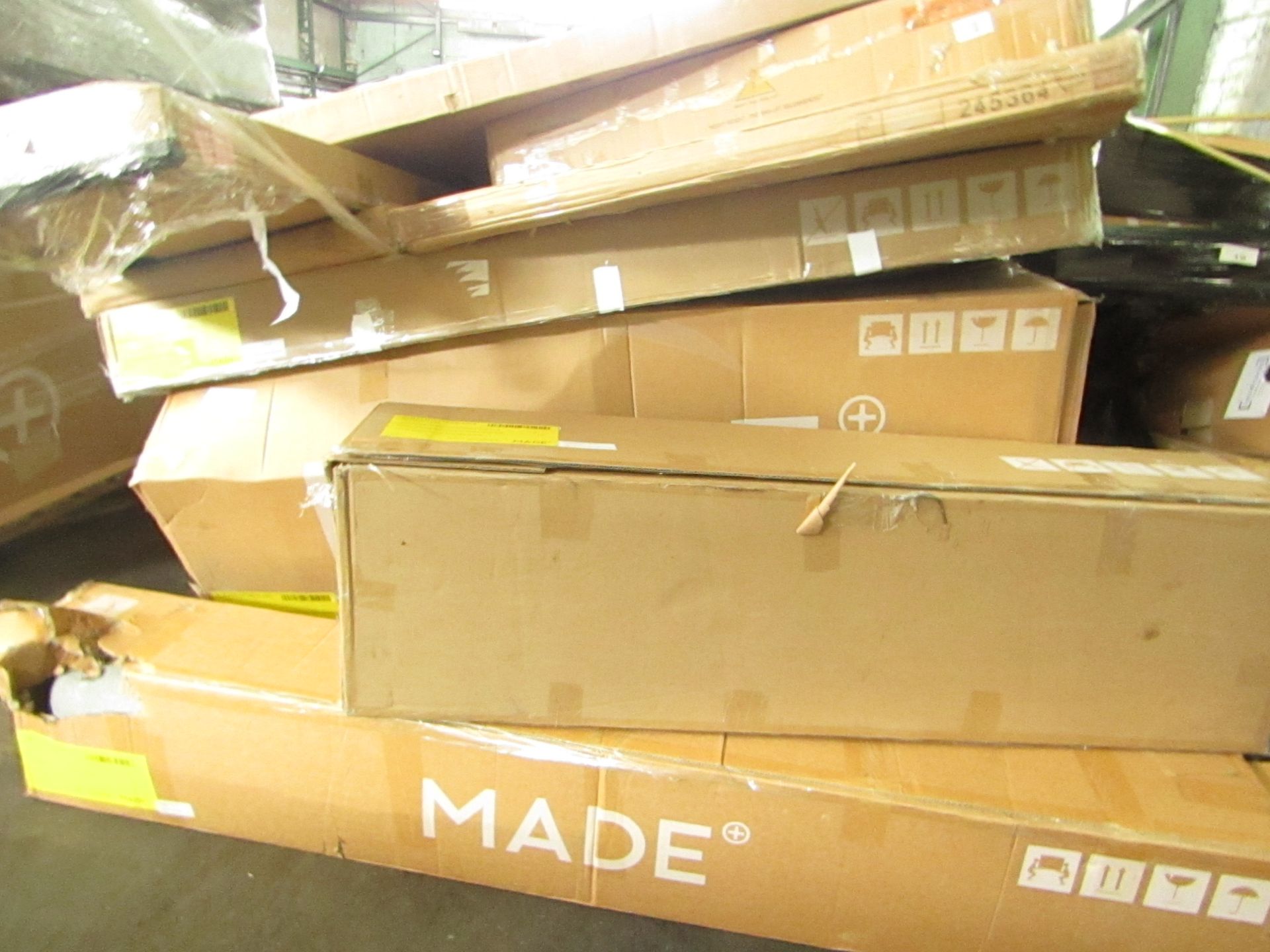 | 1X | PALLET OF FAULTY / MISSING PARTS / DAMAGED CUSTOMER RETURNS MADE.COM STOCK UNMANIFESTED |