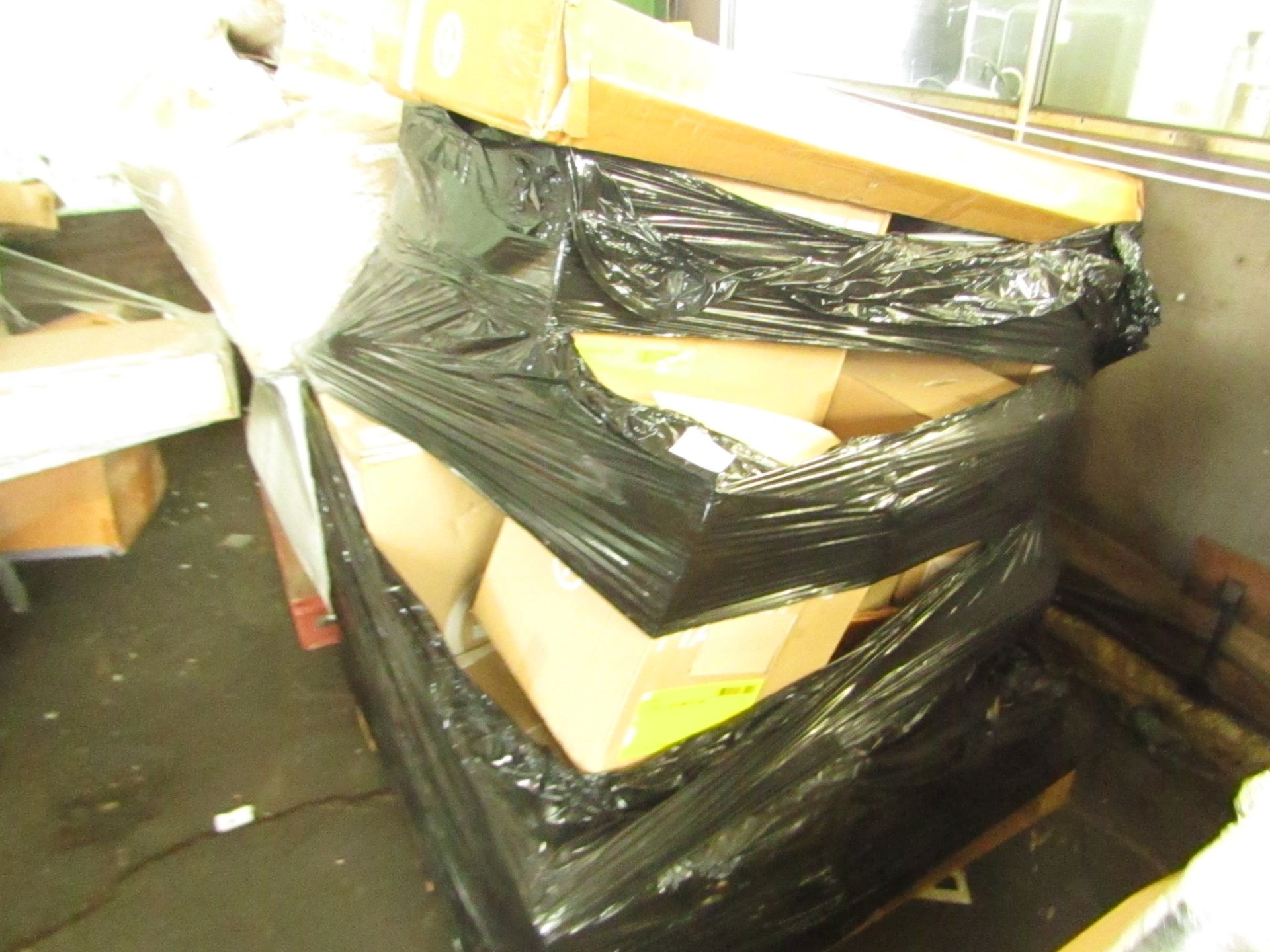 | 1X | PALLET OF FAULTY / MISSING PARTS / DAMAGED CUSTOMER RETURNS MADE.COM STOCK UNMANIFESTED |