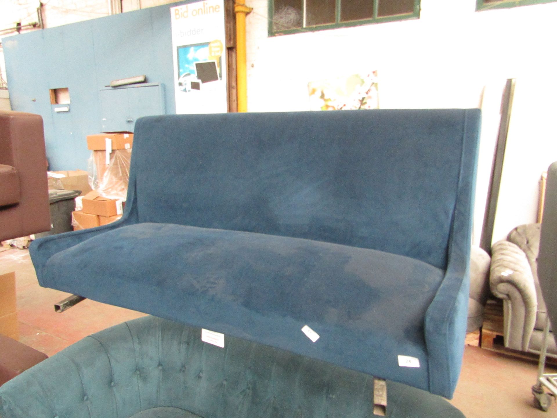 | 1X | MADE.COM BLUE LOVESEAT | NO VISIBLE DAMAGE (NO GUARANTEE) BUT MISSING FEET | APA-219 | RRP £