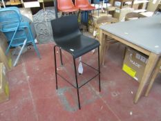 1 x Made.com Set of 2 Piloti Barstools Black RRP œ99 SKU MAD-STLPILO01BLA-UK TOTAL RRP œ99 This