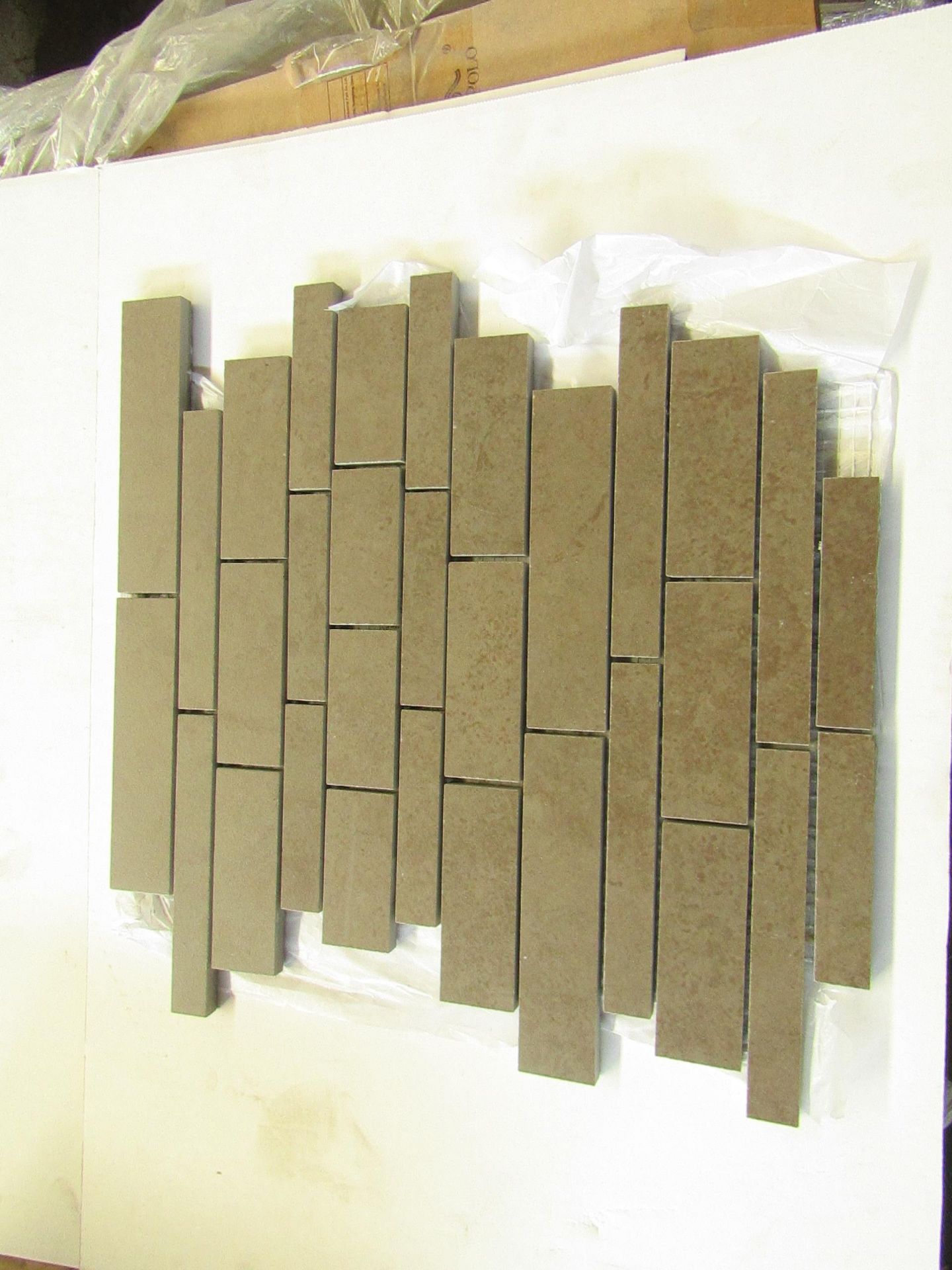 10x Boxes of 13 Gemini Young Stone Brick Mocha (ZI1676QQ1) 300 x 300 tiles, brand new.RRP £23.50 a